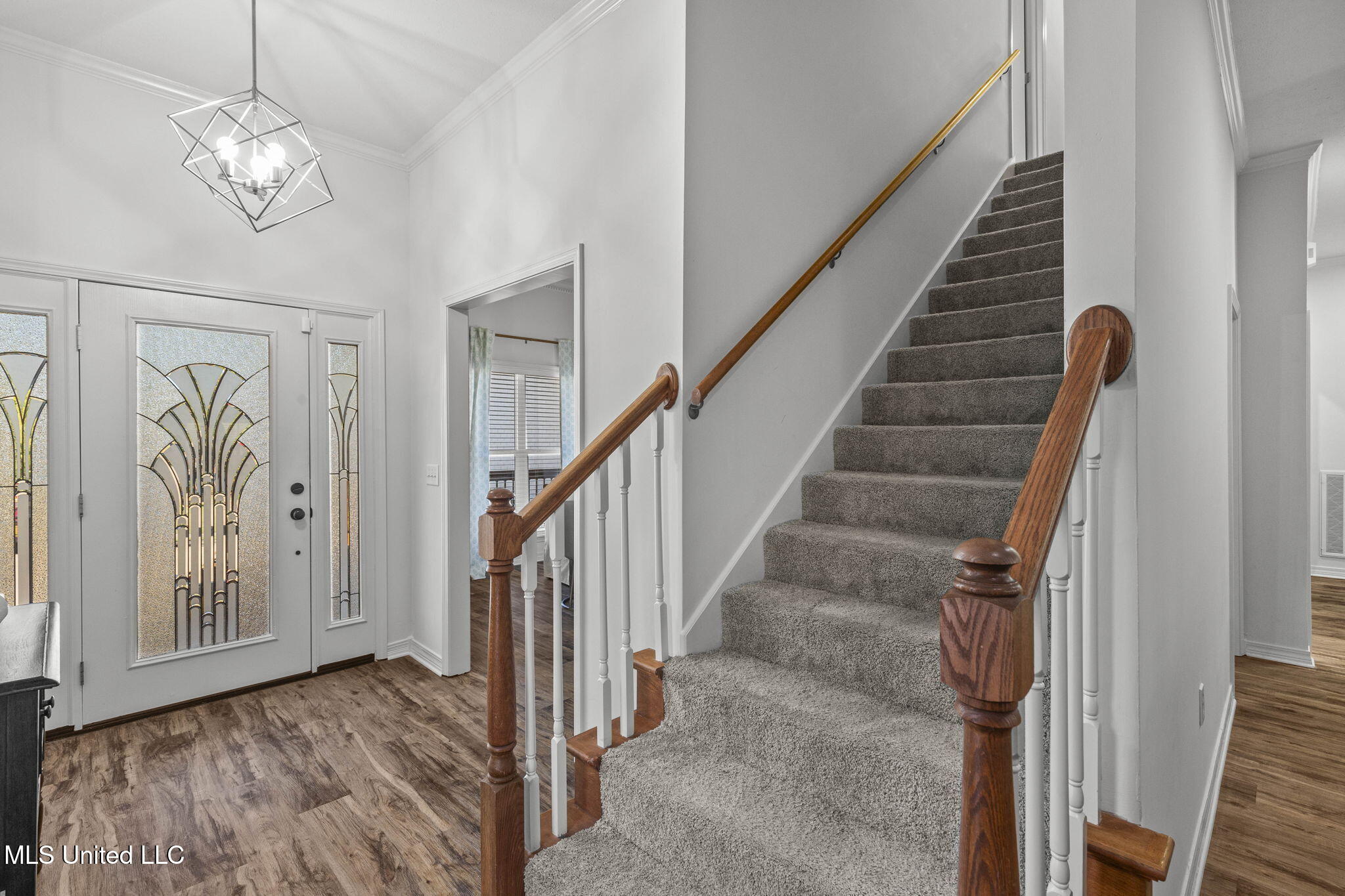 889 N Deerfield Drive