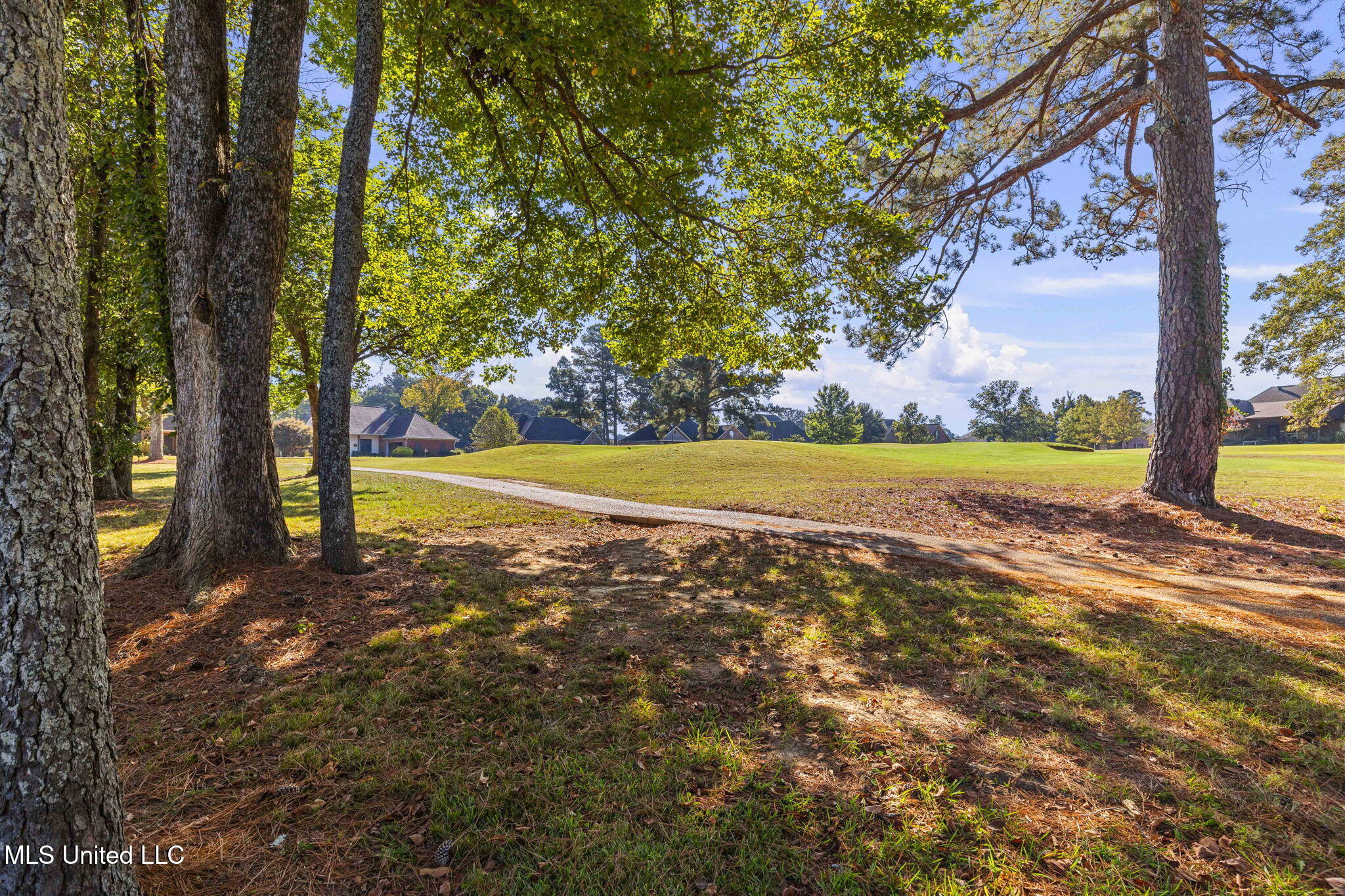 889 N Deerfield Drive