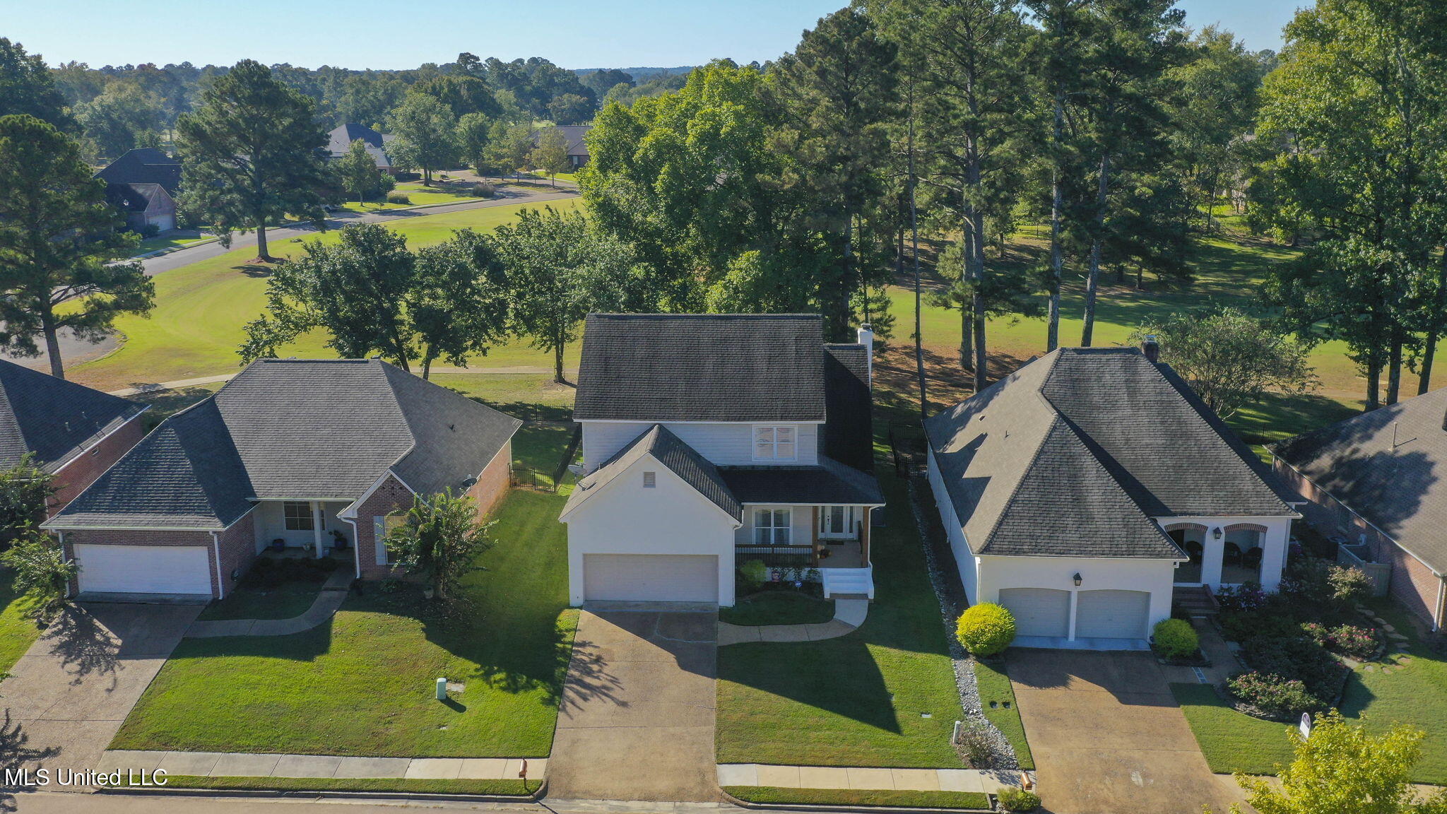 889 N Deerfield Drive