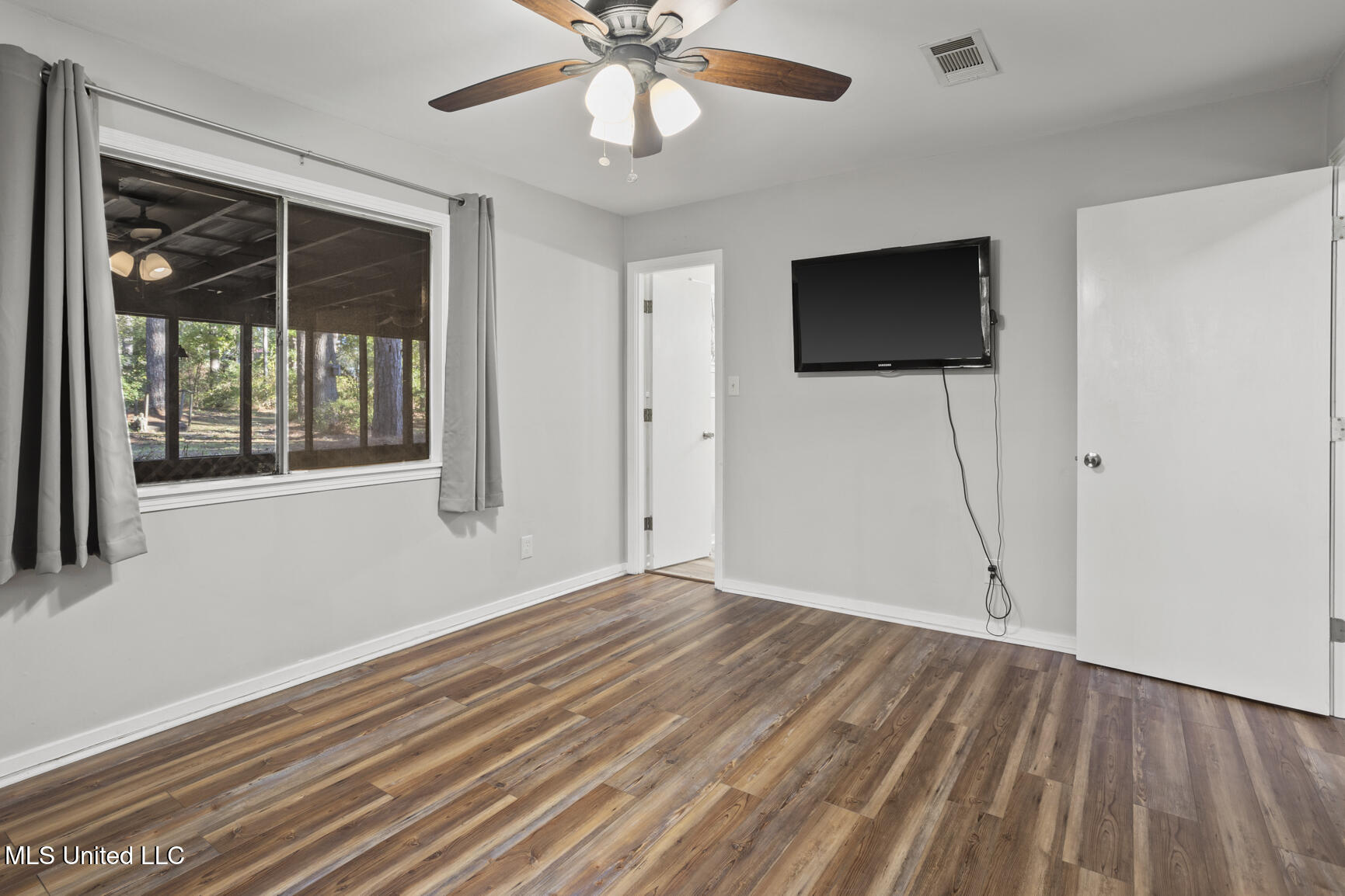 110 Pine Hill Circle