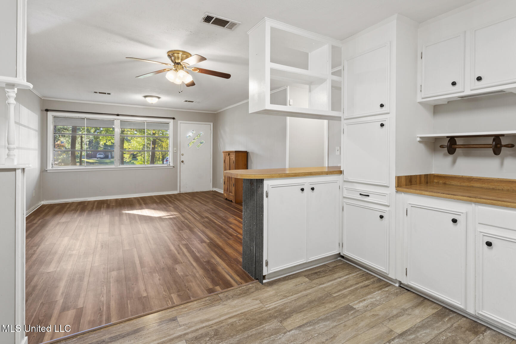 110 Pine Hill Circle
