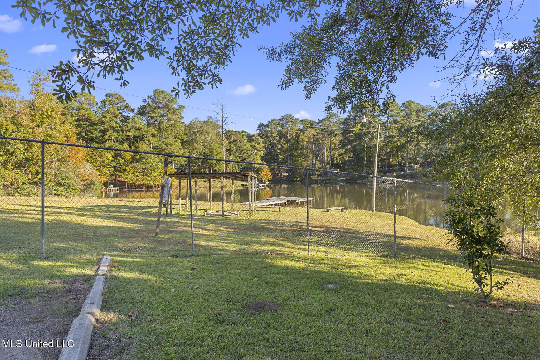 110 Pine Hill Circle