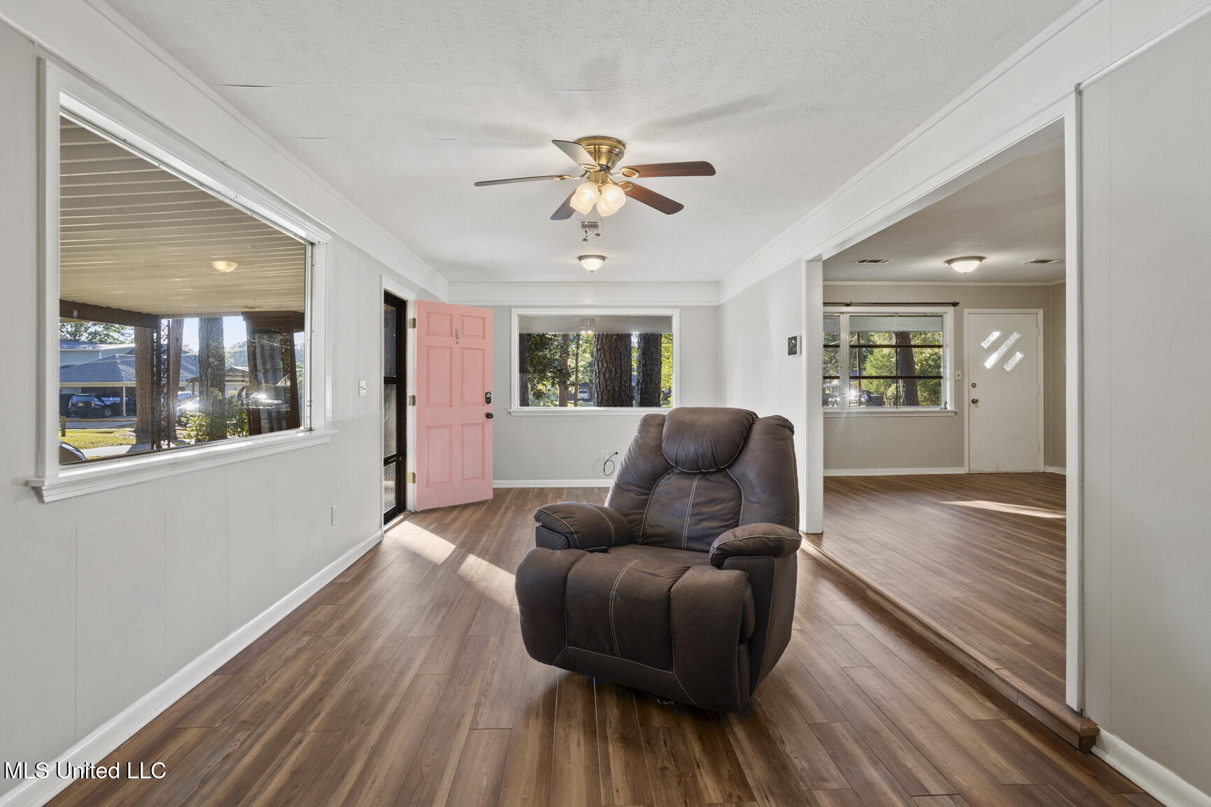 110 Pine Hill Circle