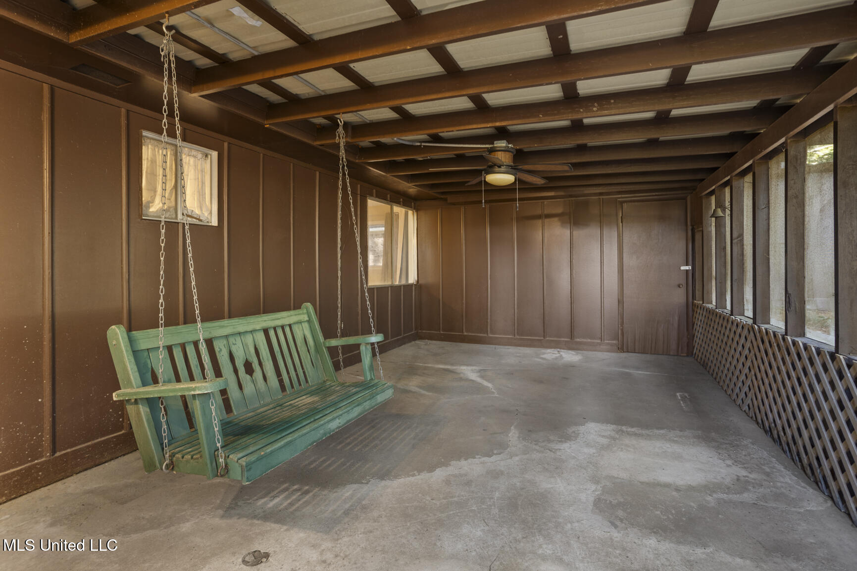 110 Pine Hill Circle