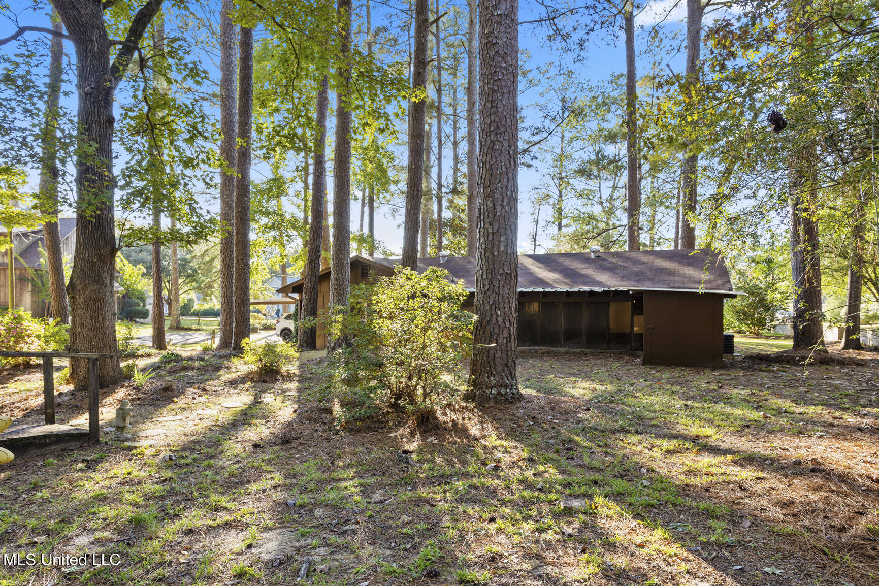 110 Pine Hill Circle