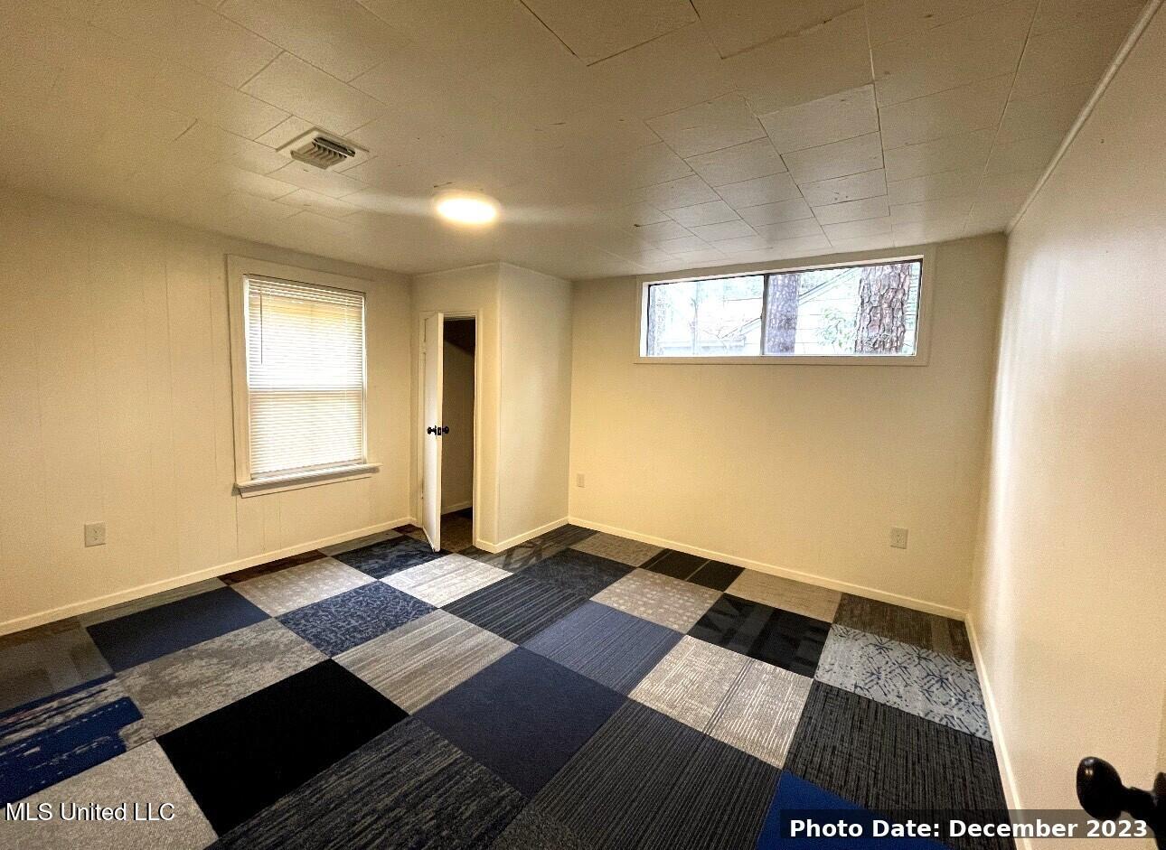 751 Woodbury Road