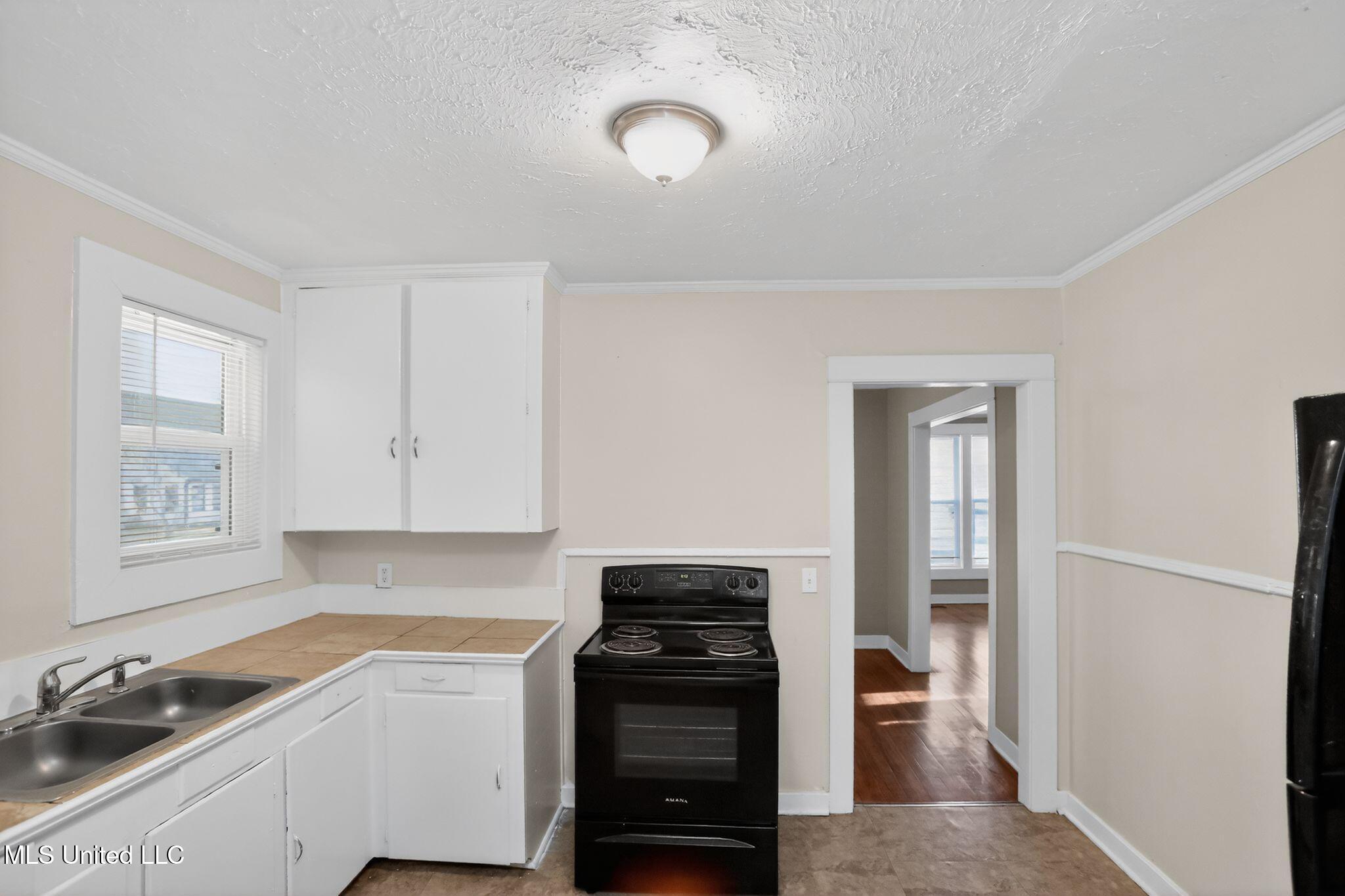 506 Broadmoor Drive
