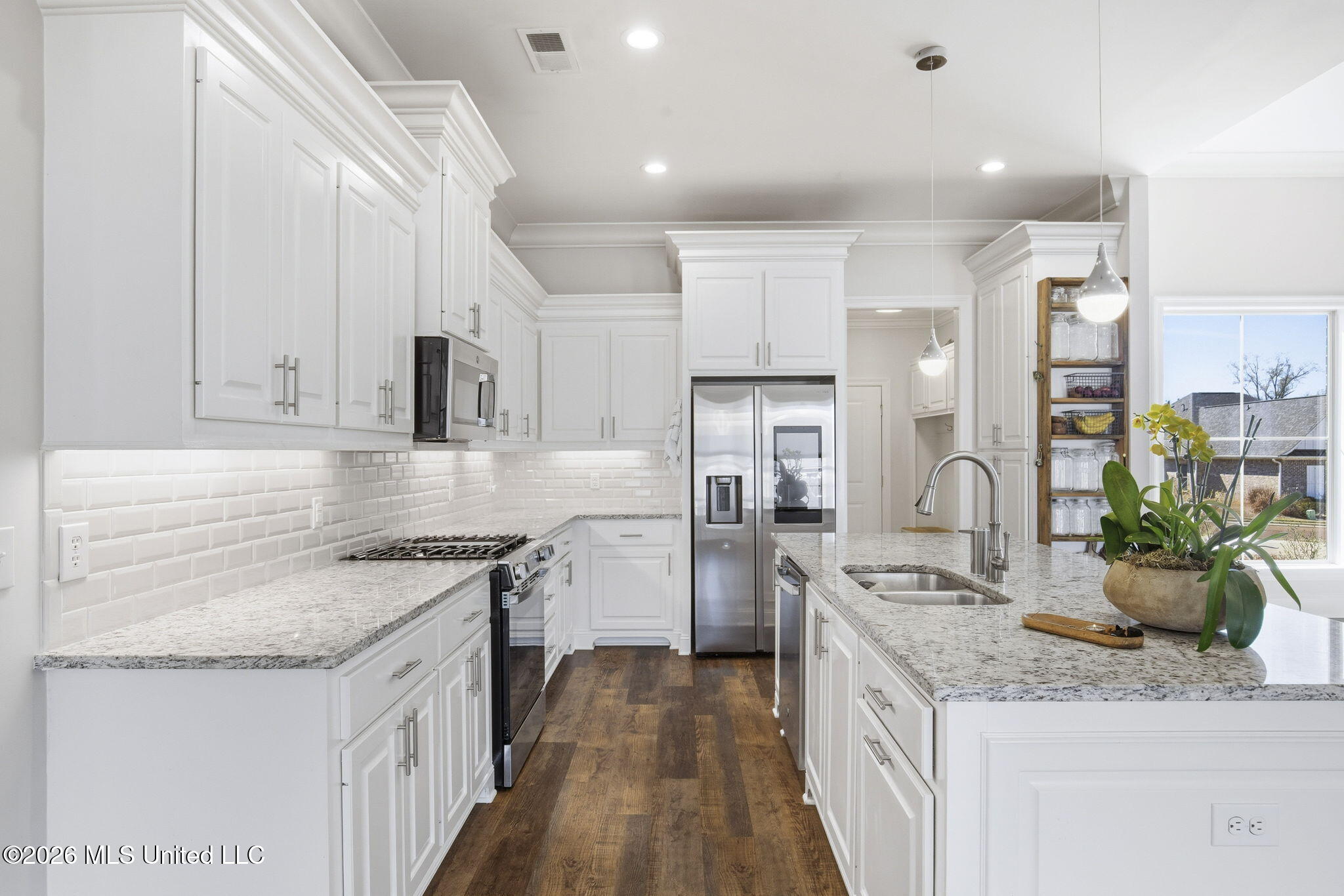 204 Ashbury Cove