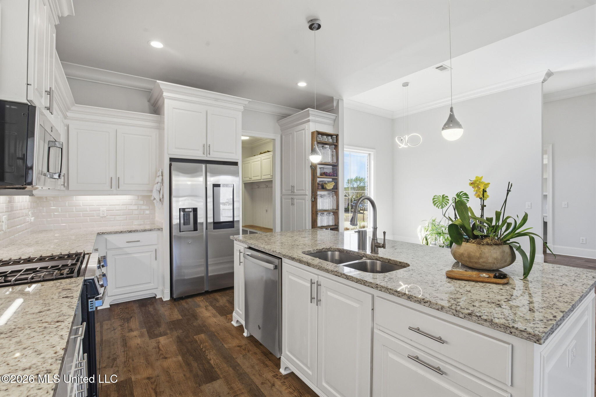 204 Ashbury Cove