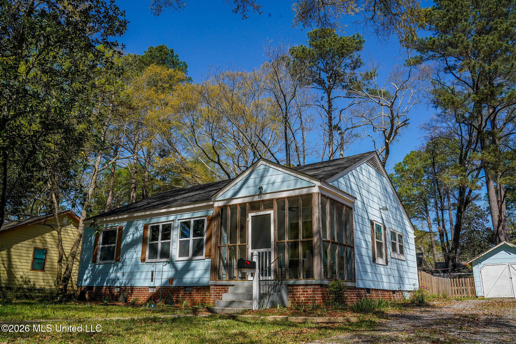 632 Woodbury Road