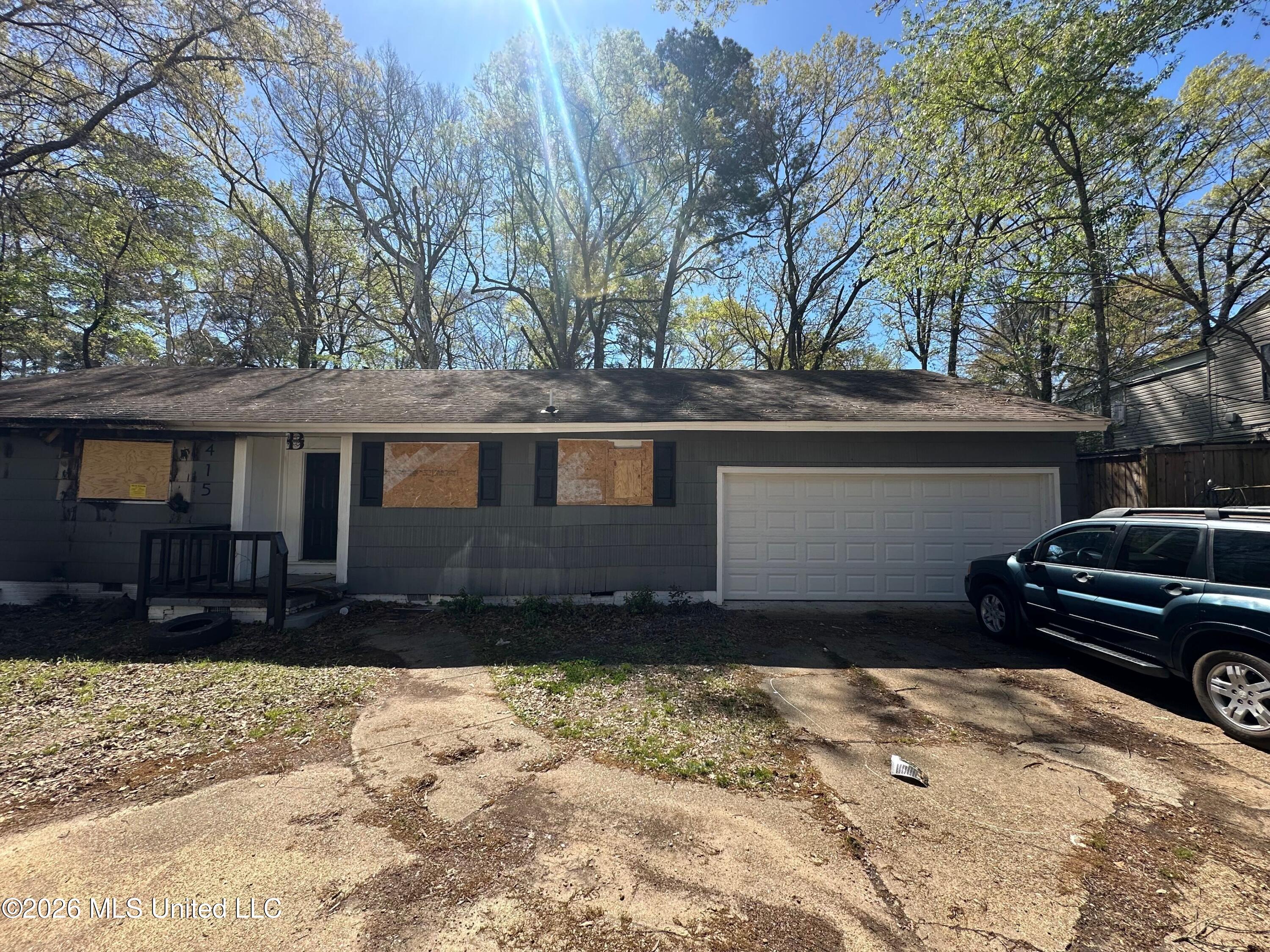 415 E Northside Drive