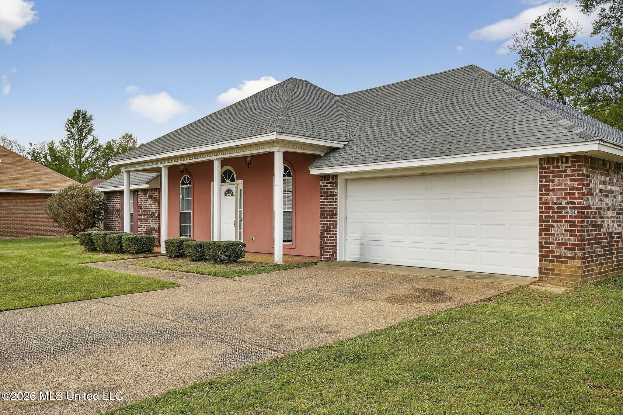 610 Ridge Place