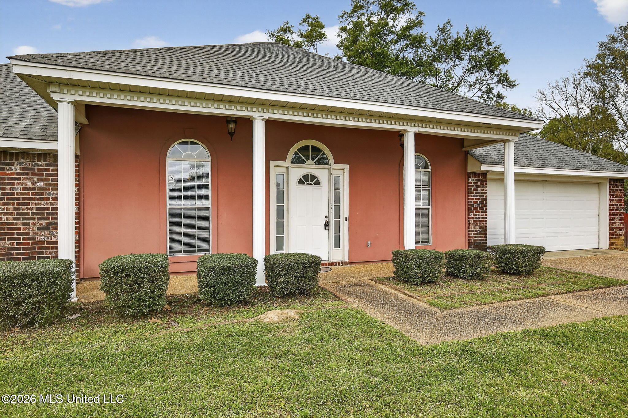 610 Ridge Place