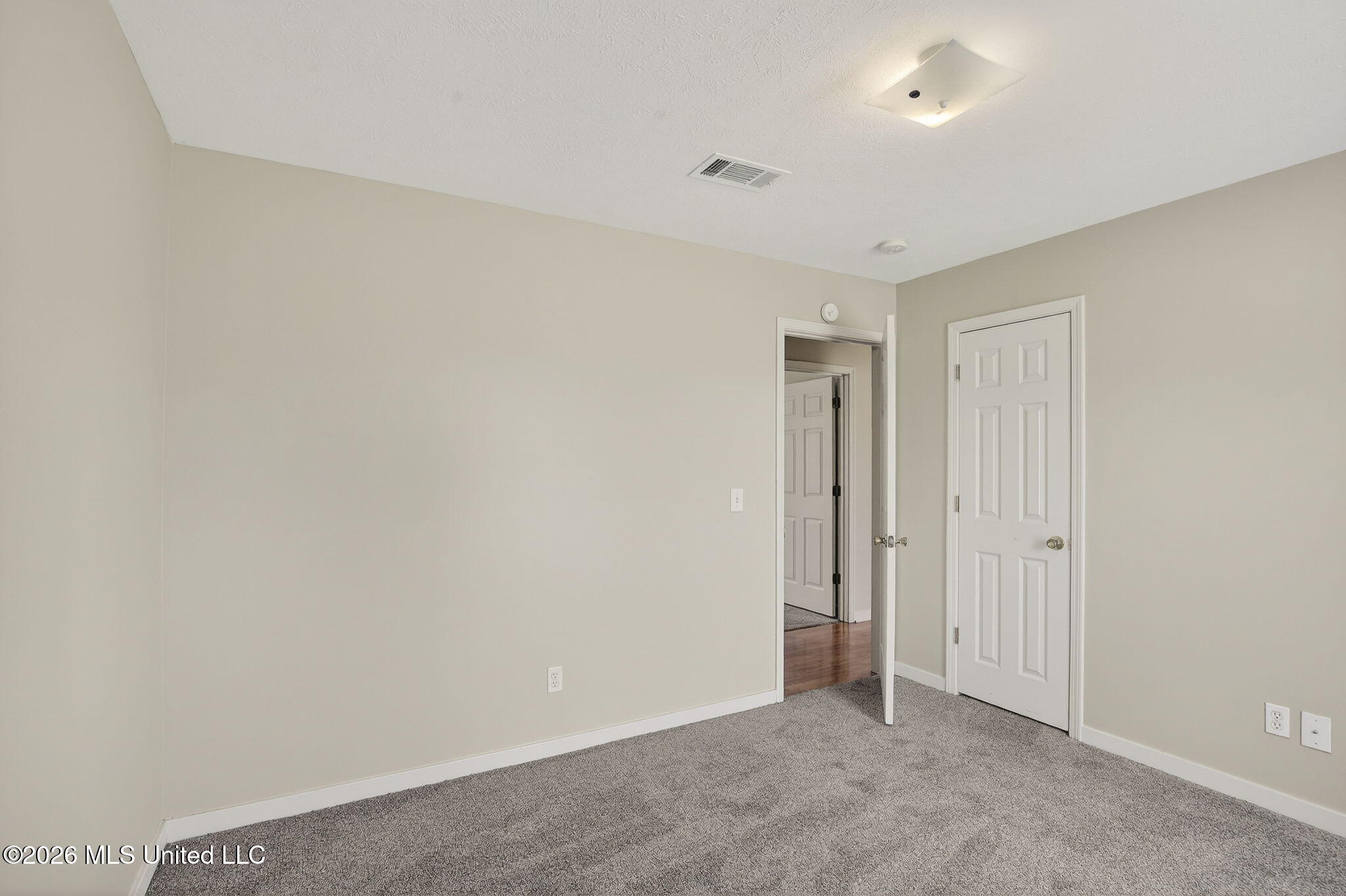 610 Ridge Place