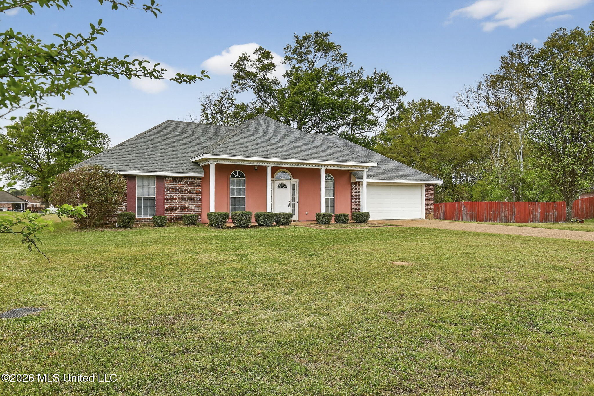 610 Ridge Place