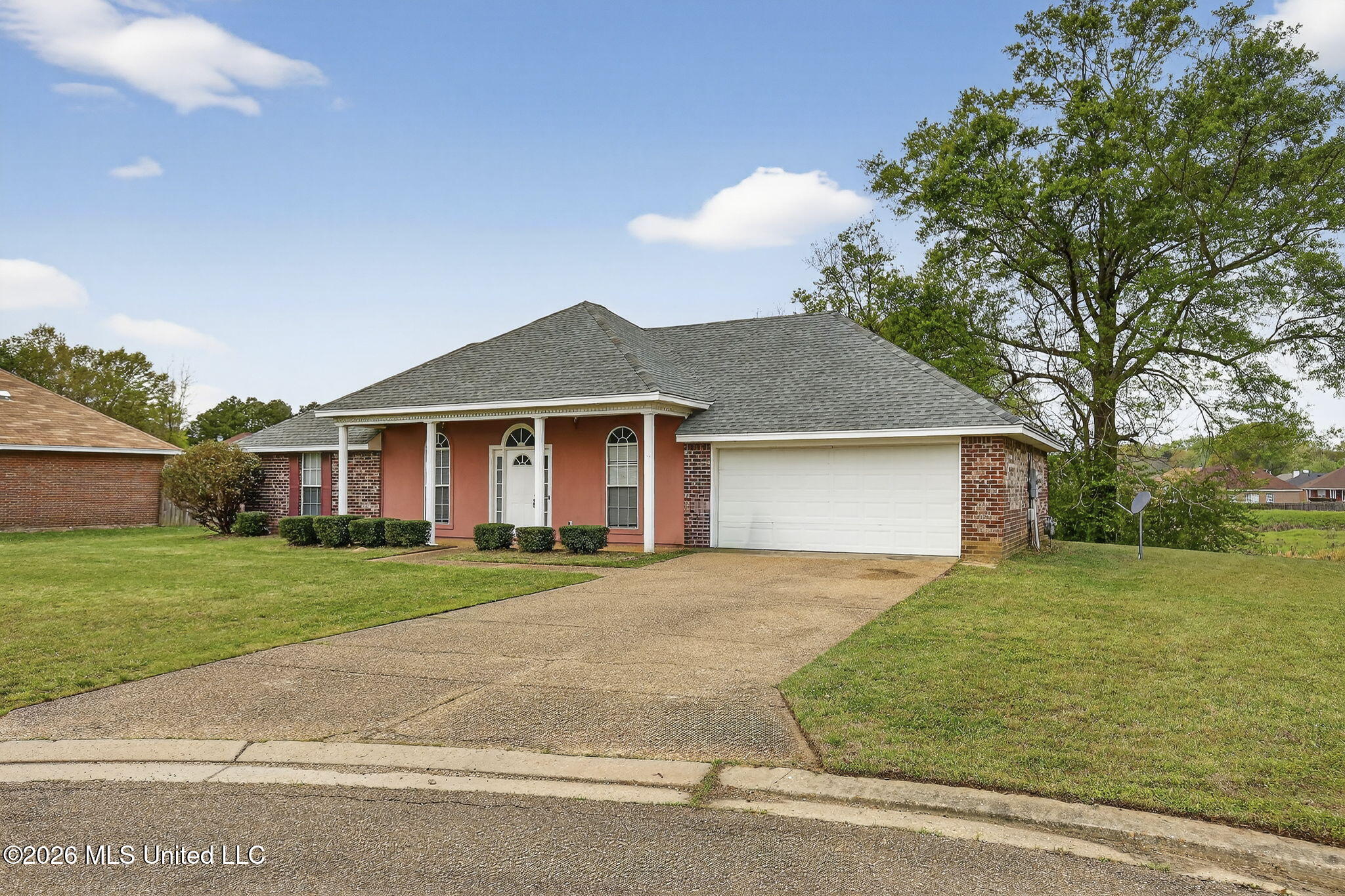 610 Ridge Place