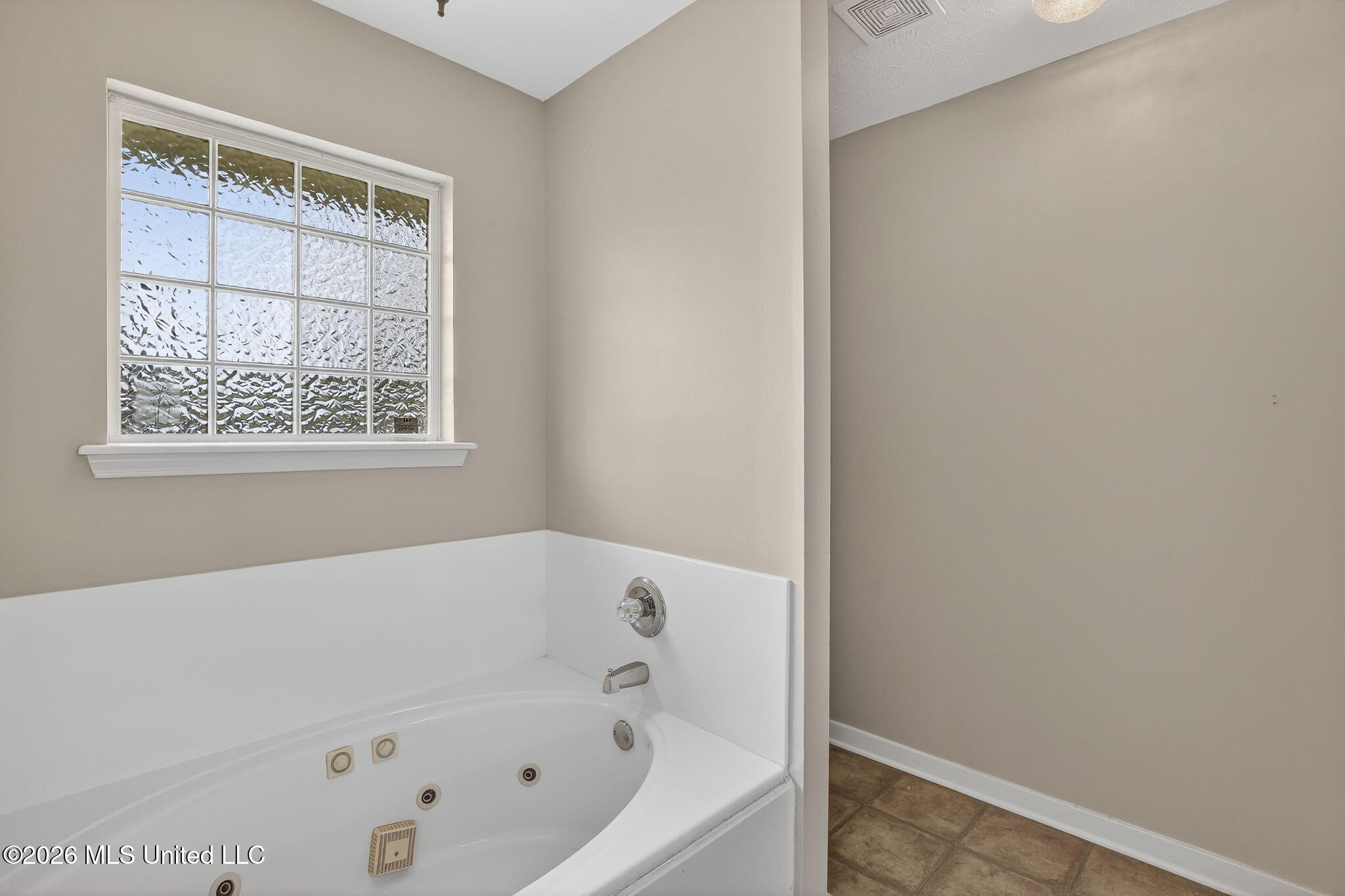 610 Ridge Place