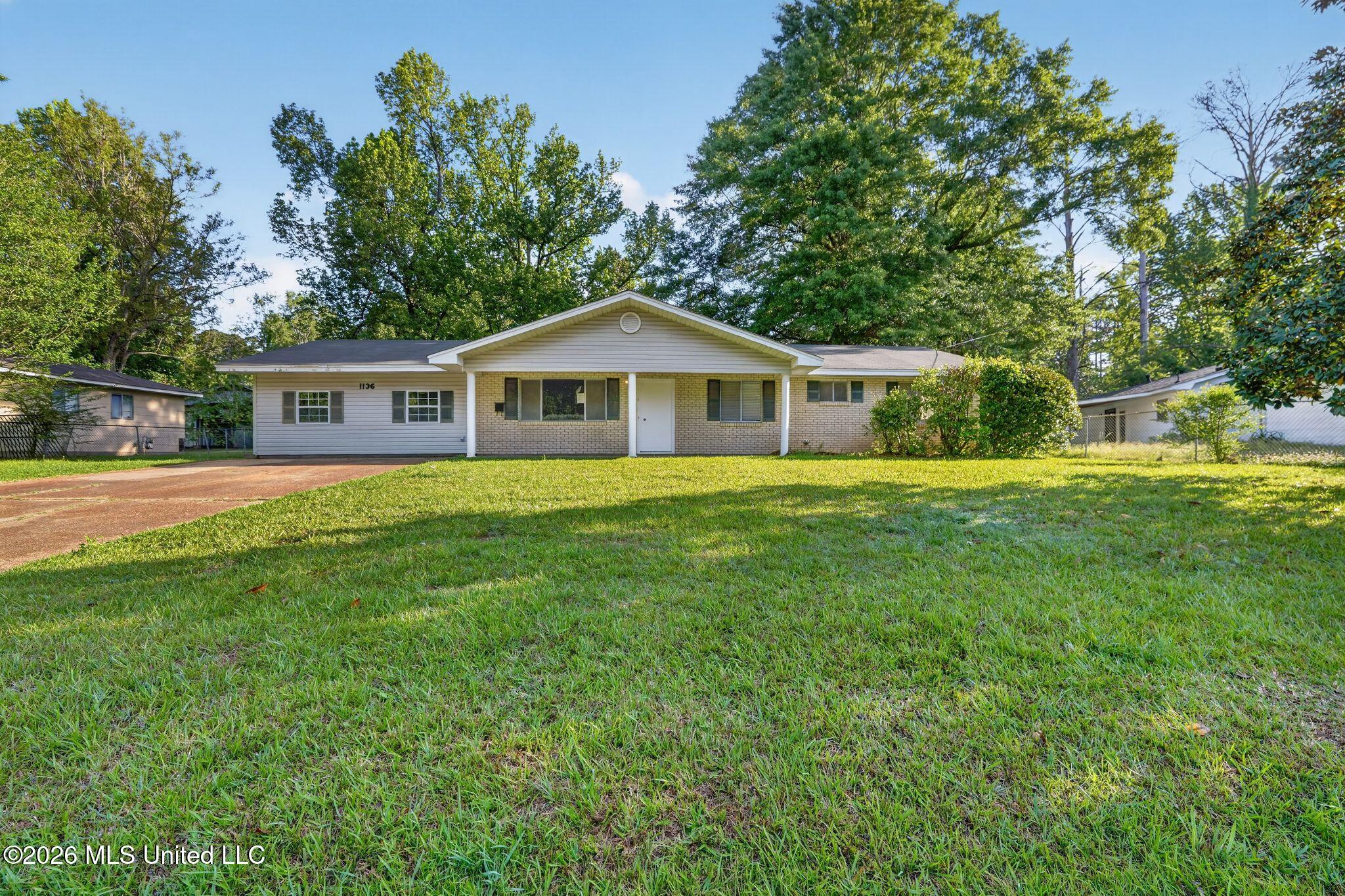 1136 Woodville Drive