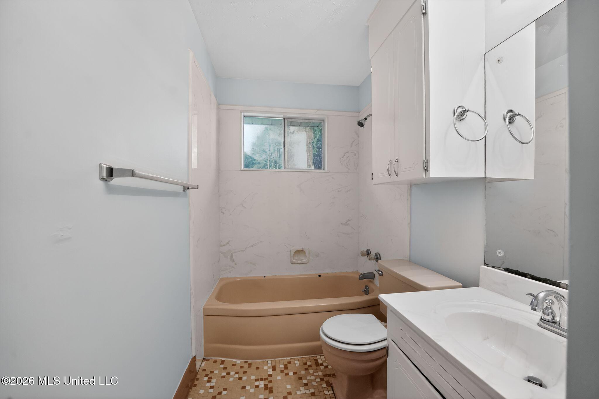 1136 Woodville Drive