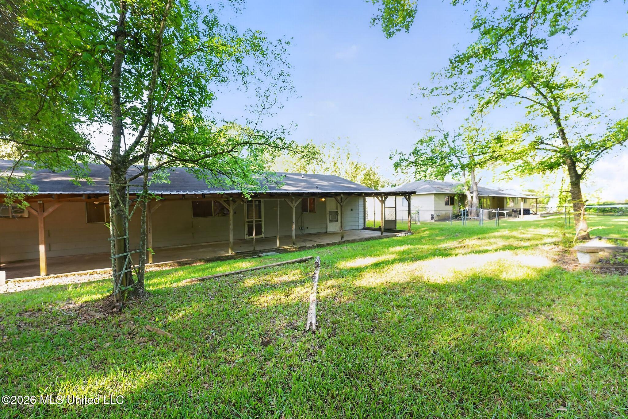 1136 Woodville Drive