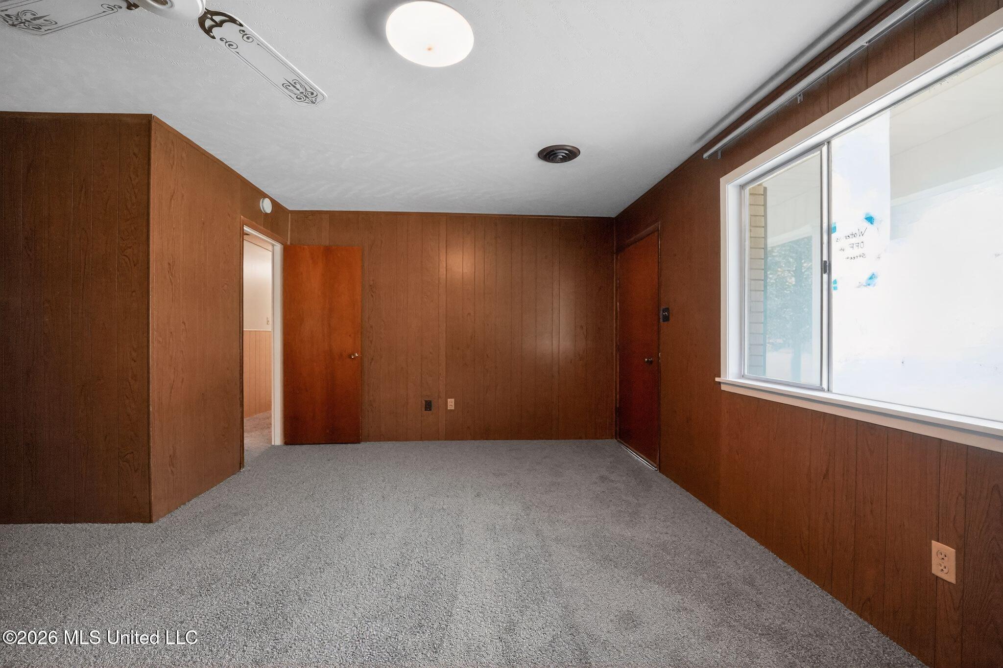 1136 Woodville Drive