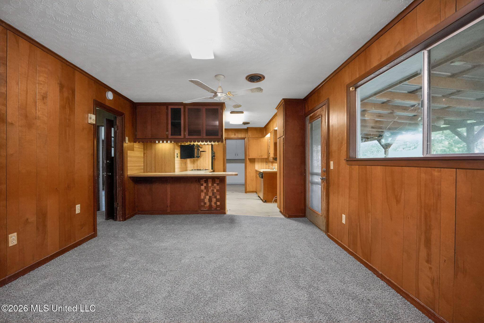 1136 Woodville Drive
