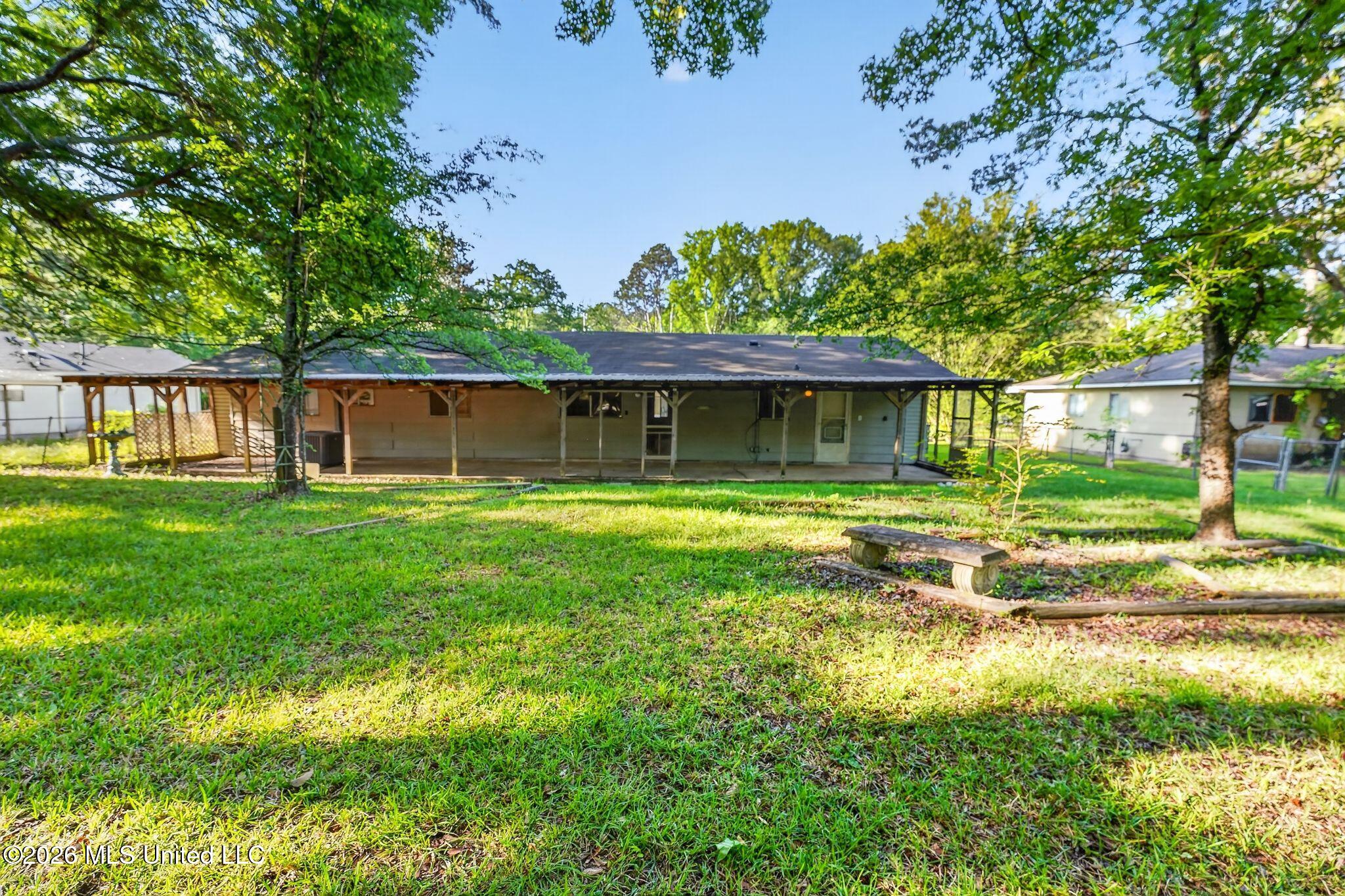 1136 Woodville Drive