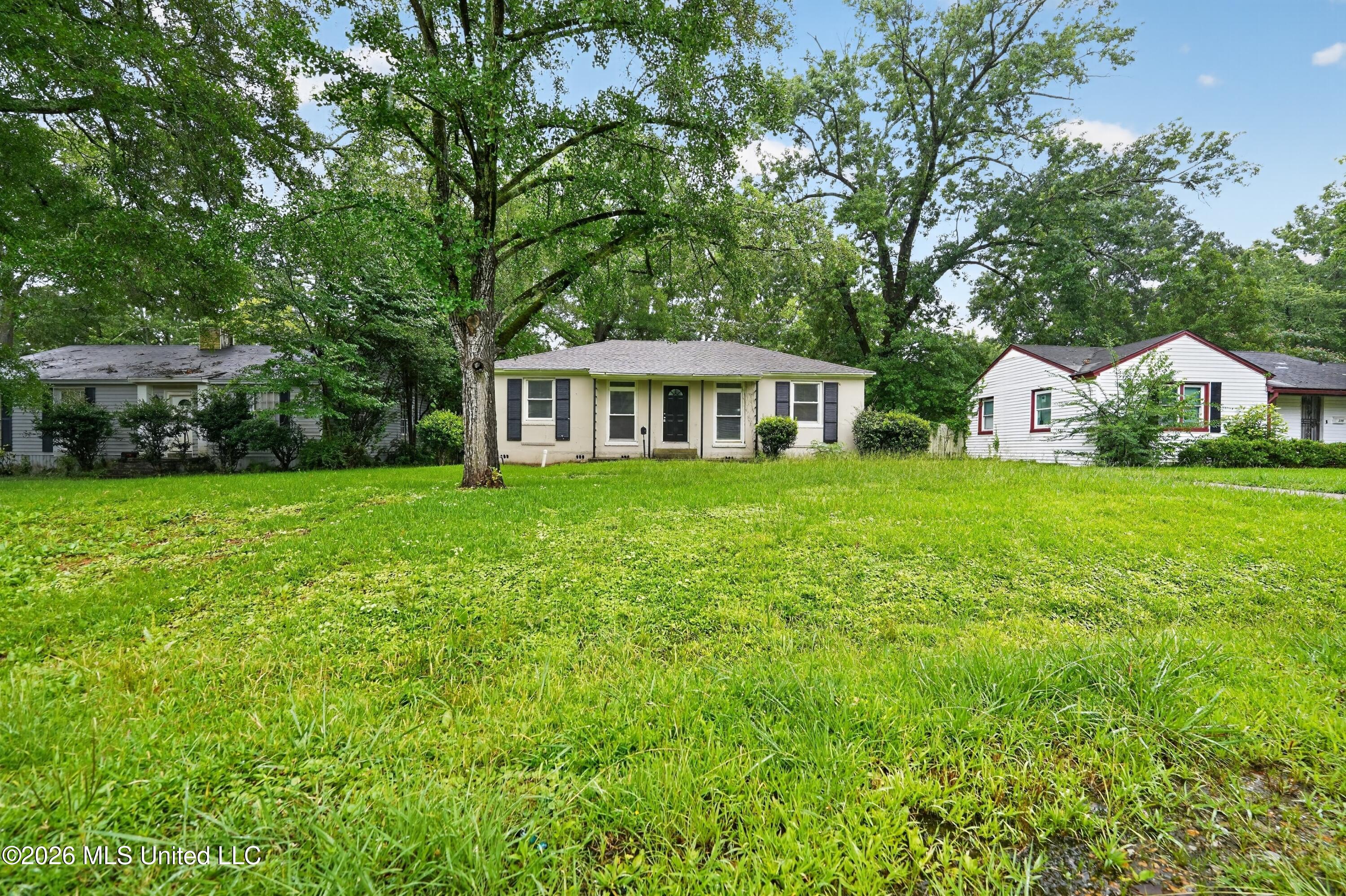 305 Broadmoor Drive