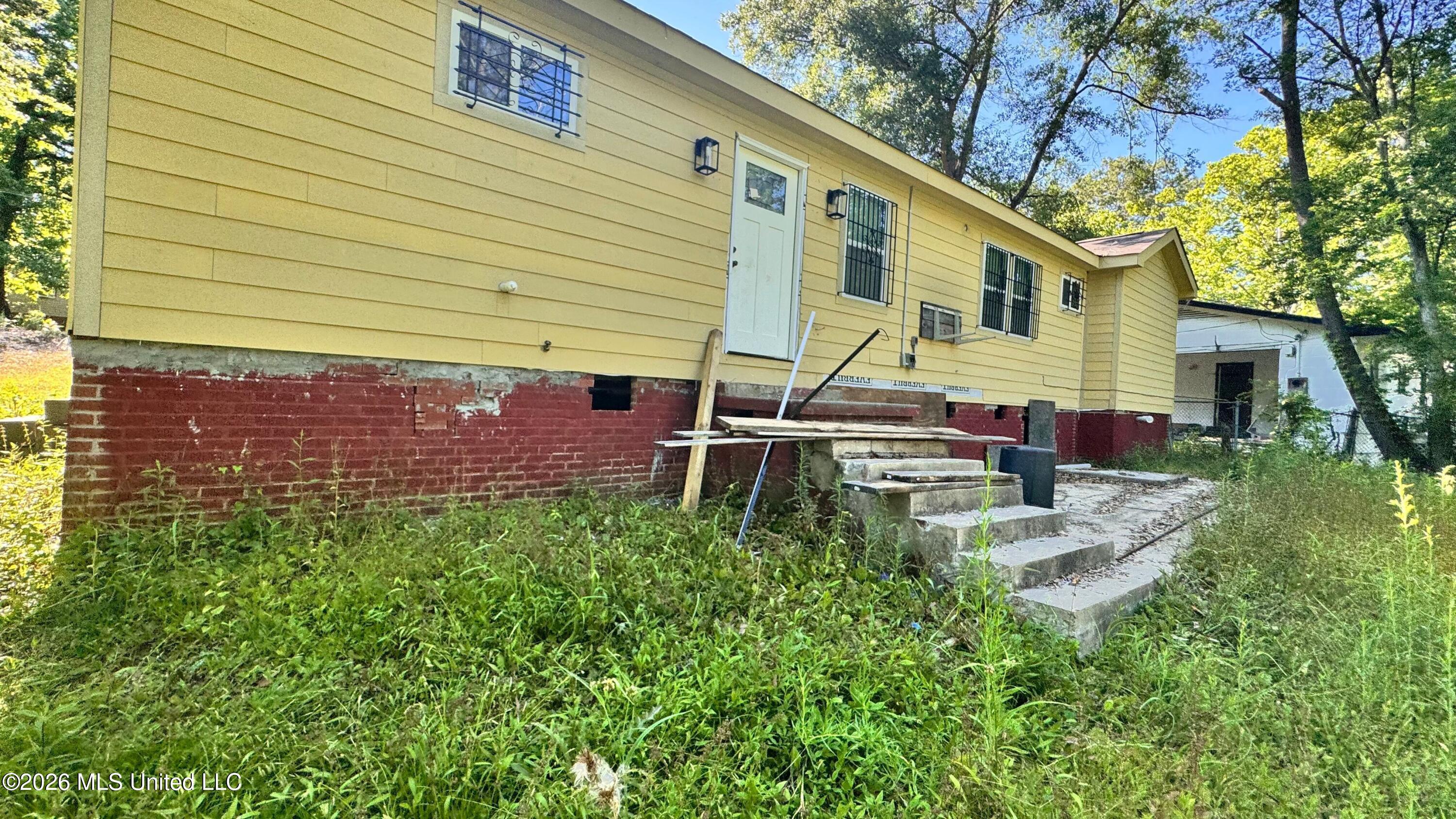 2616 Glenn Street