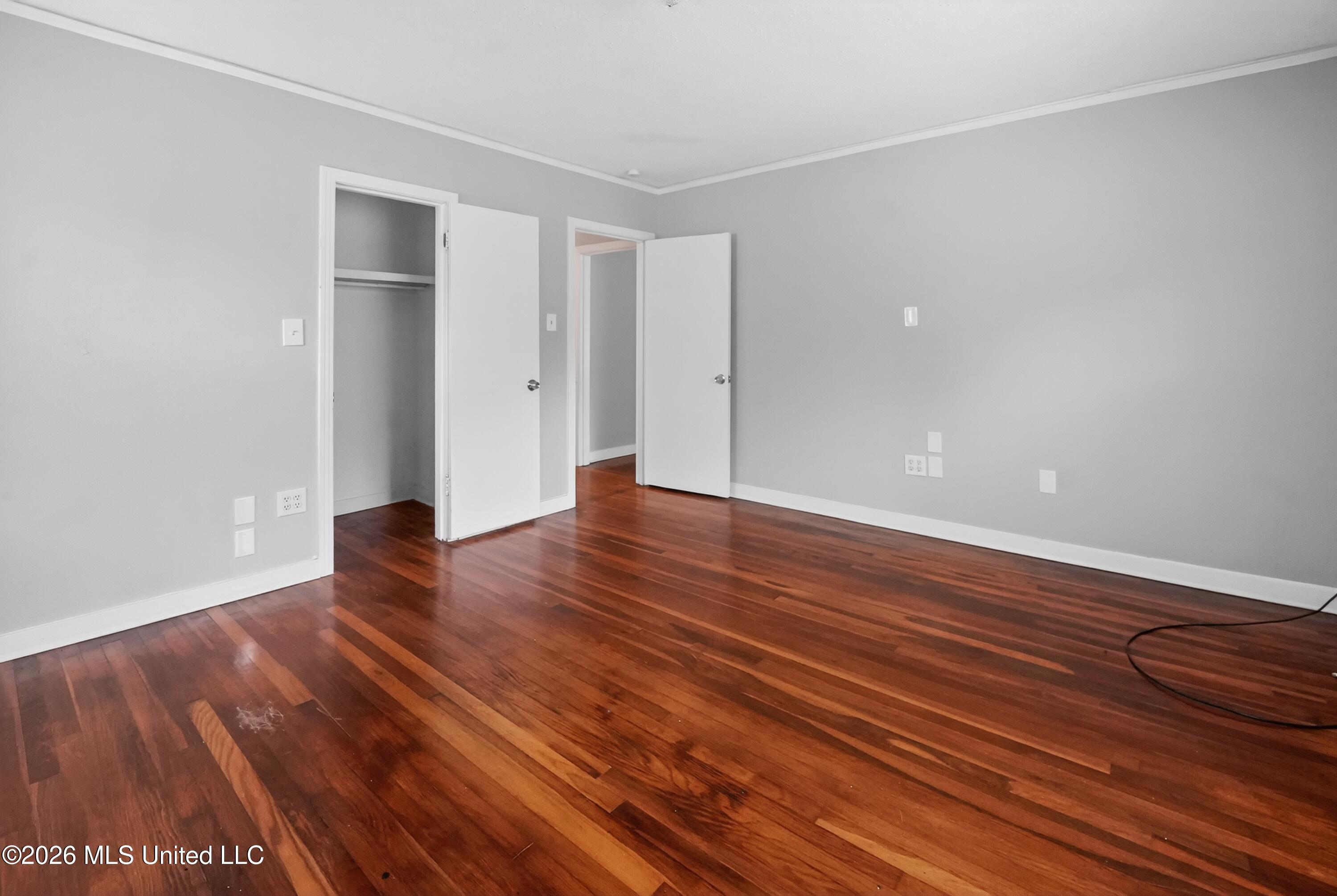 253 E Northside Drive