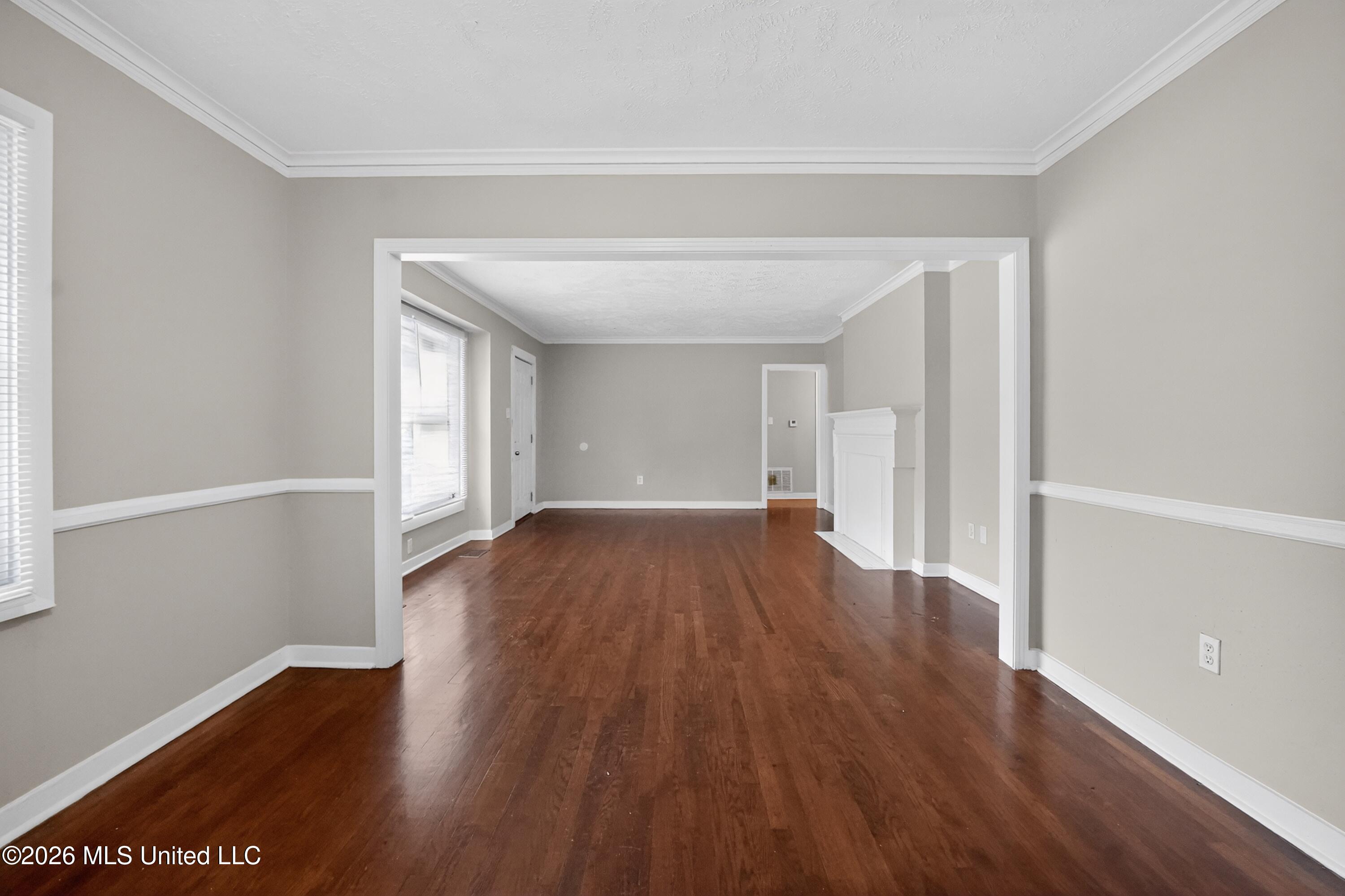 253 E Northside Drive