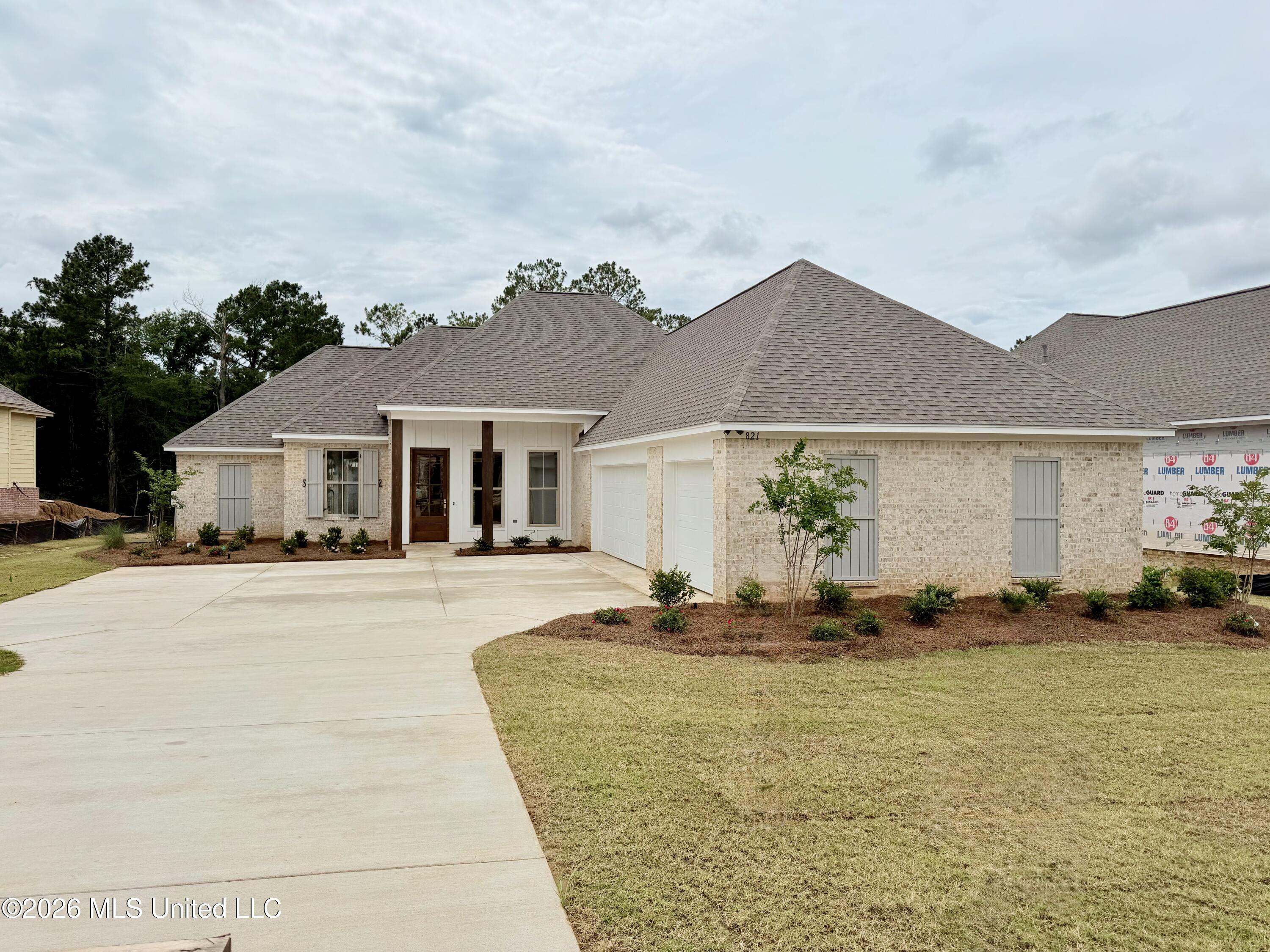 821 Thornberry Ridge
