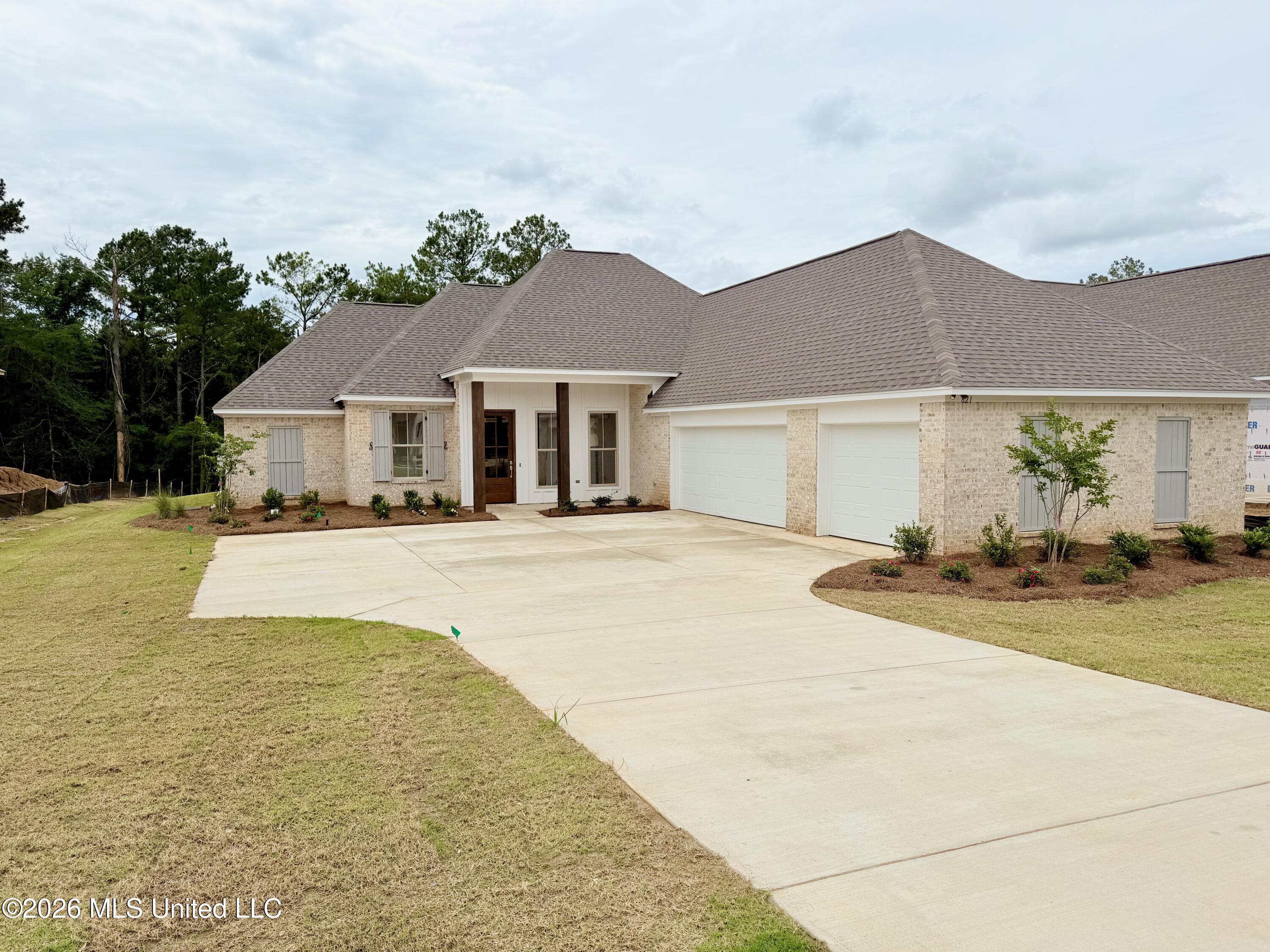 821 Thornberry Ridge