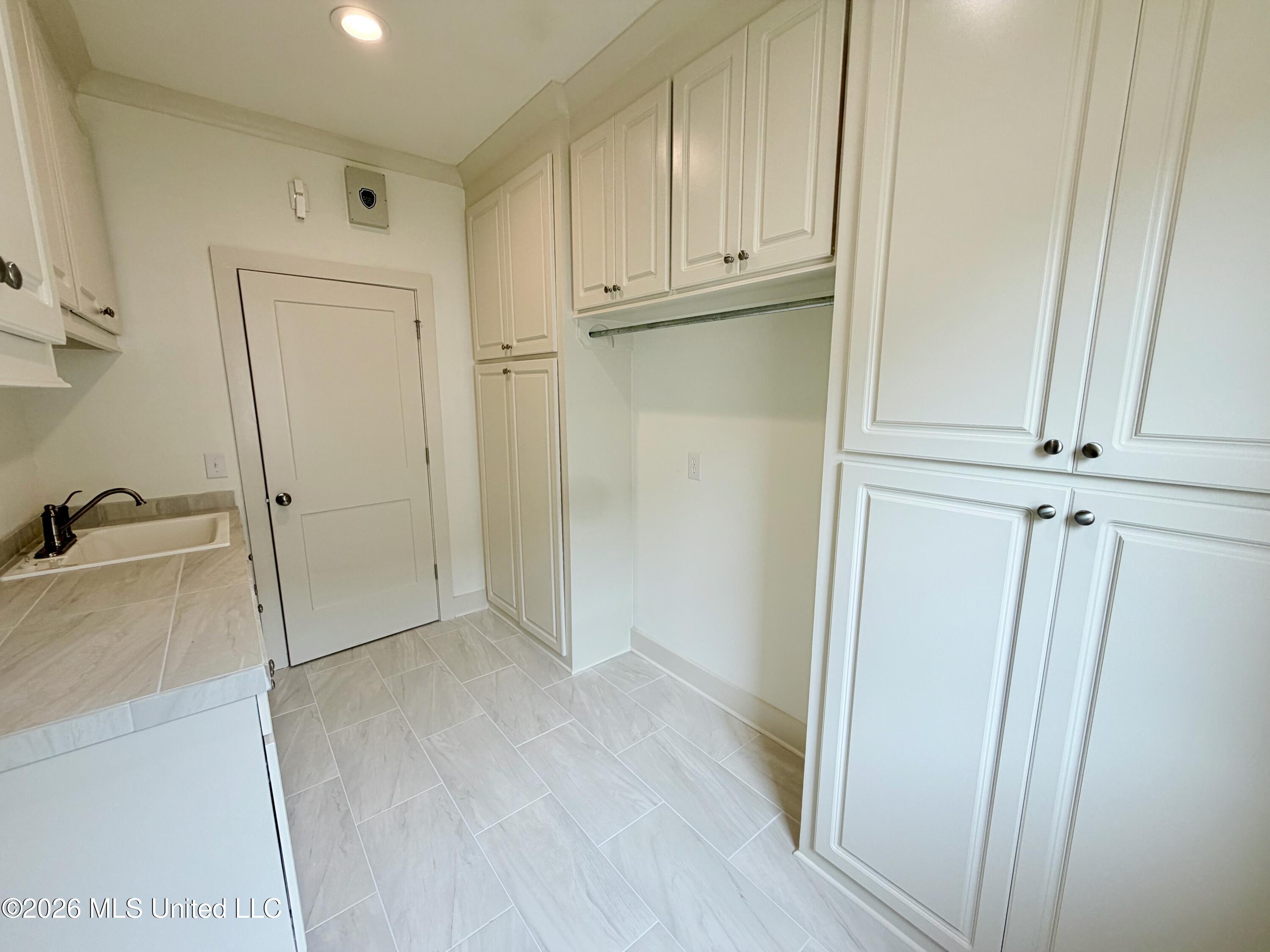 821 Thornberry Ridge