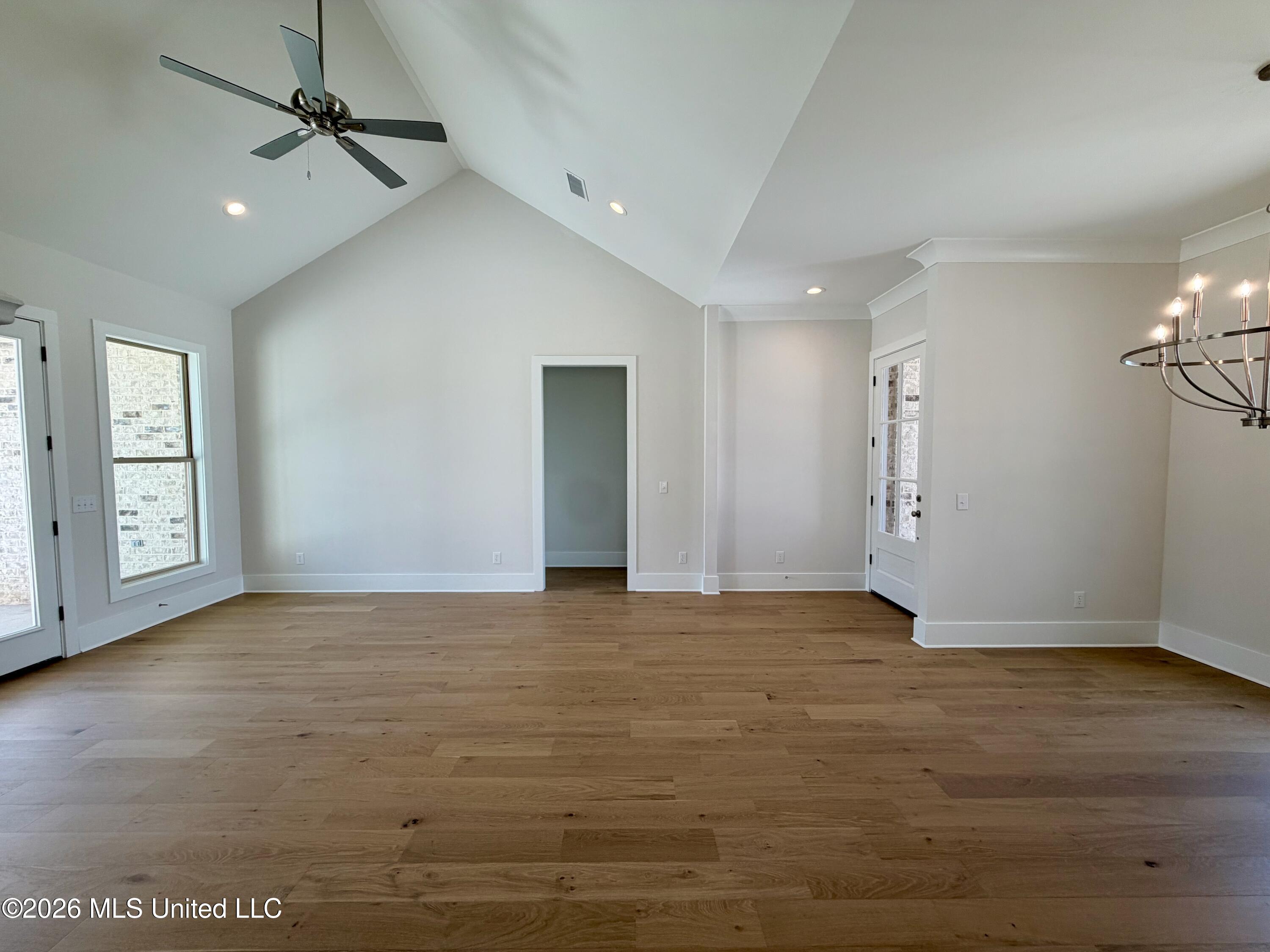 305 Mesa Cove