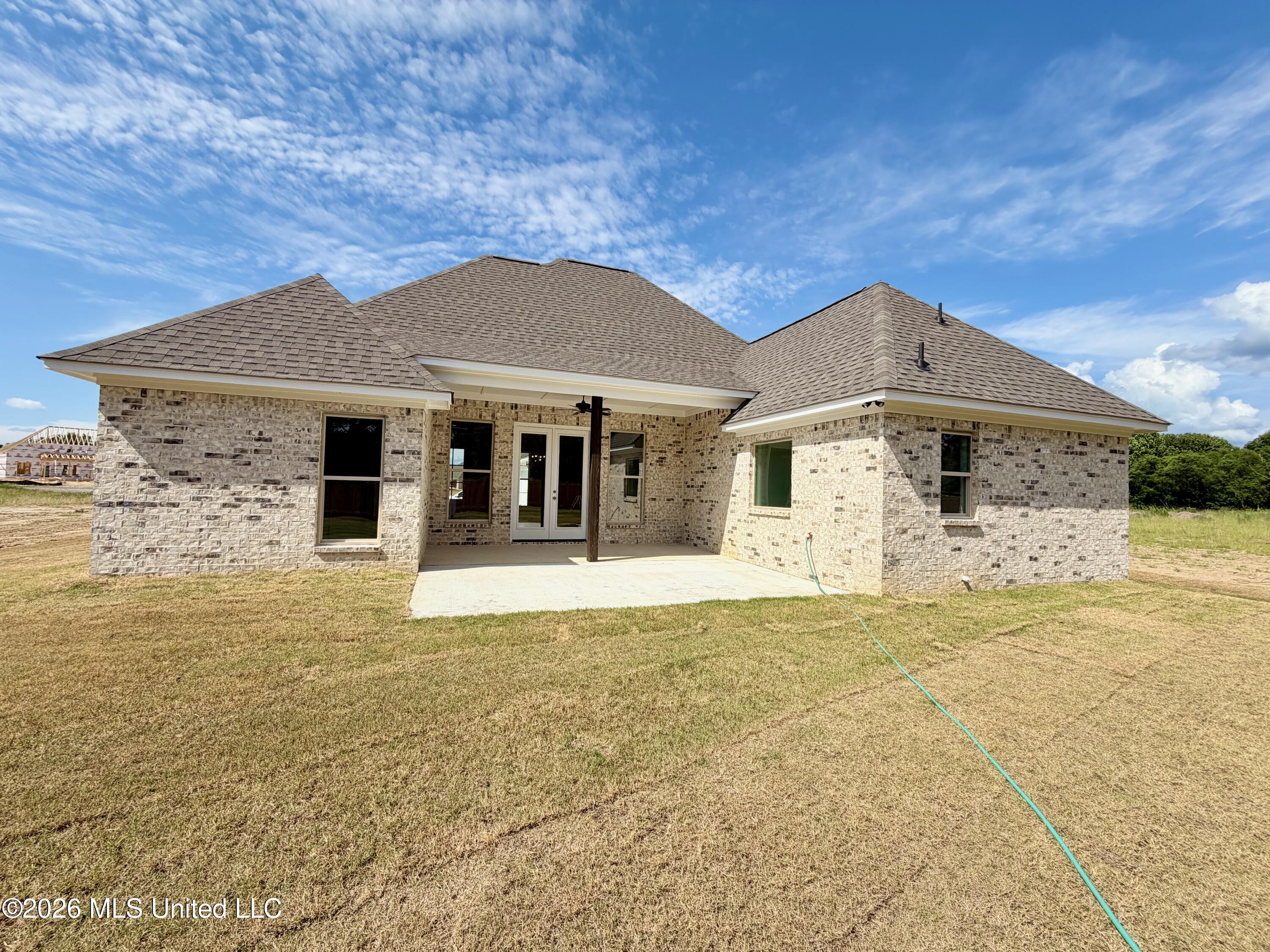 305 Mesa Cove
