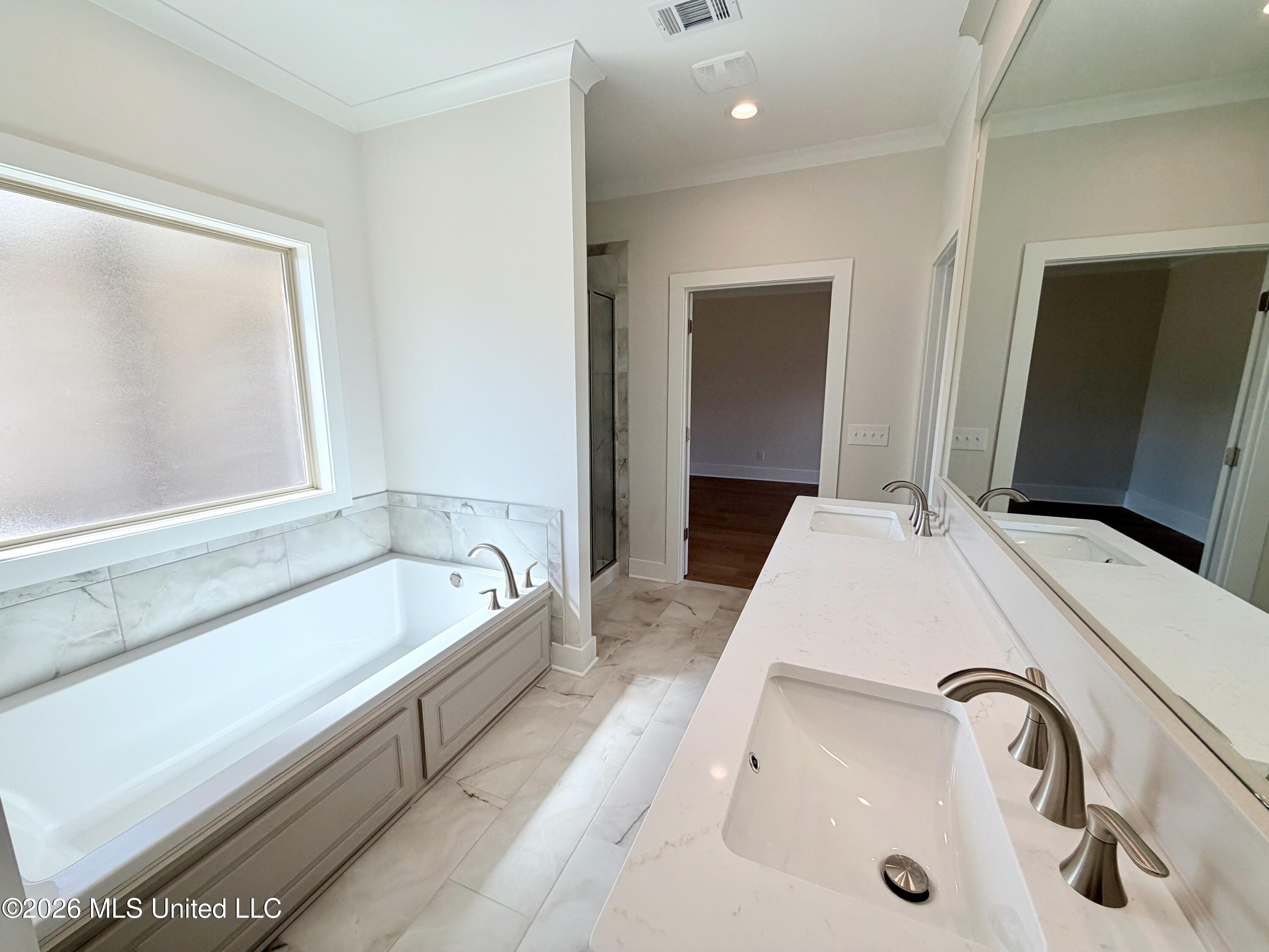305 Mesa Cove