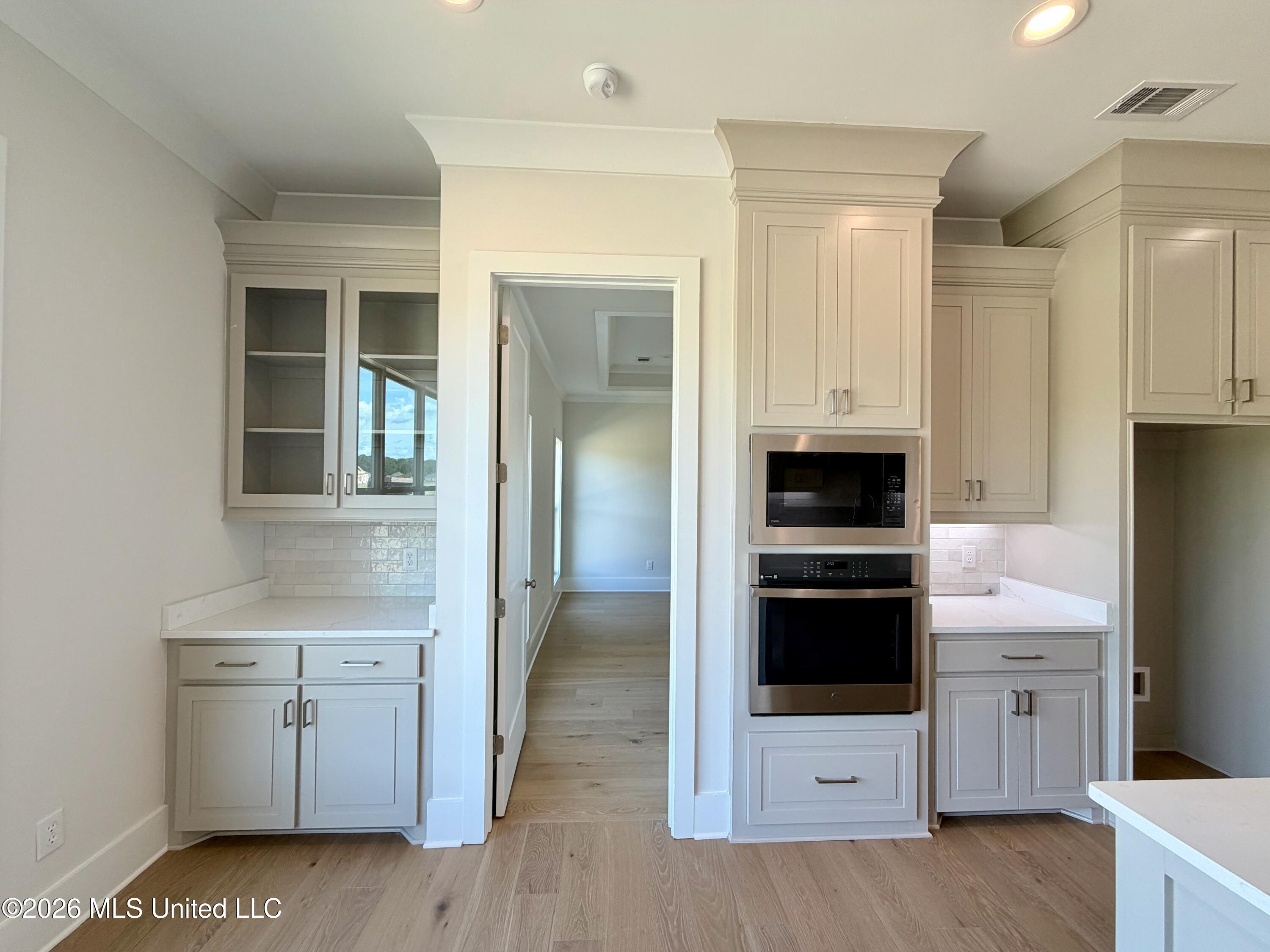 305 Mesa Cove