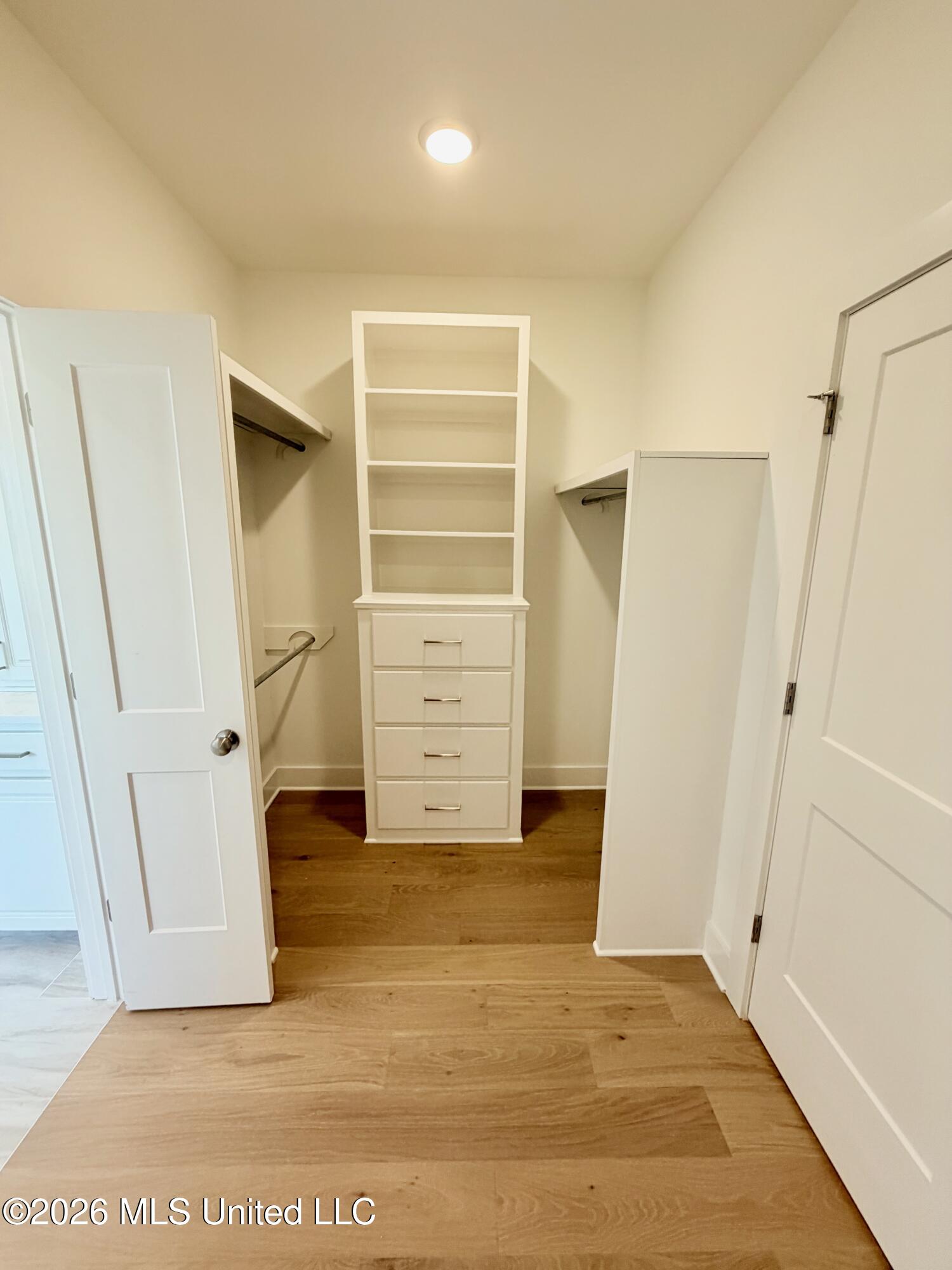 404 Alta Vista