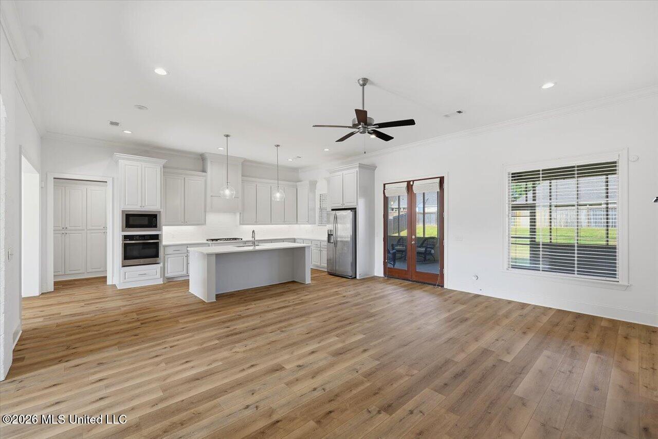 615 Crossvine Ridge