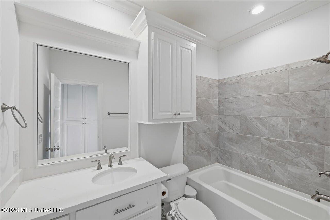 615 Crossvine Ridge