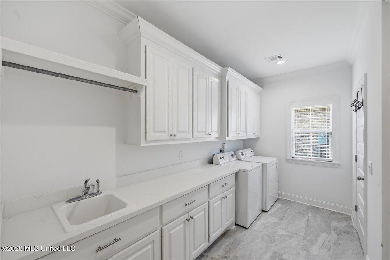615 Crossvine Ridge