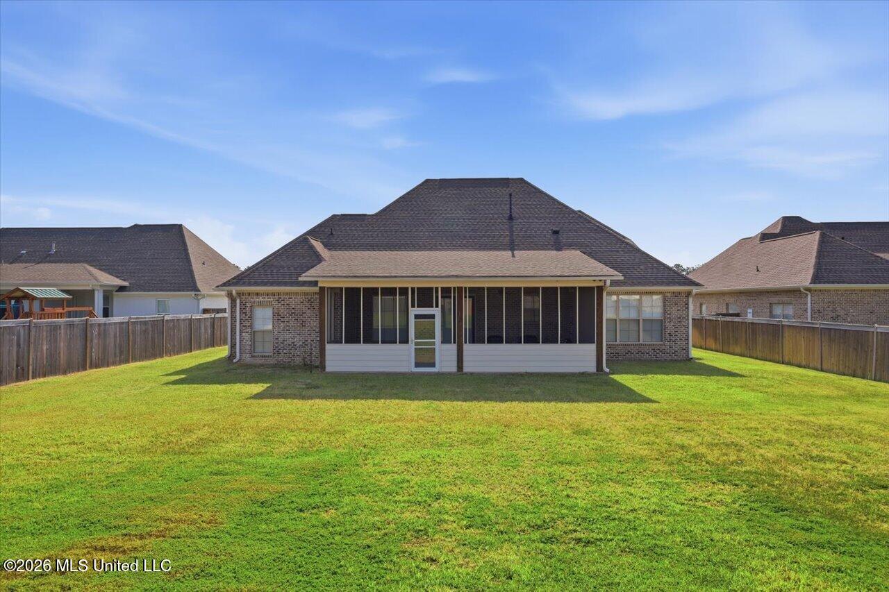 615 Crossvine Ridge