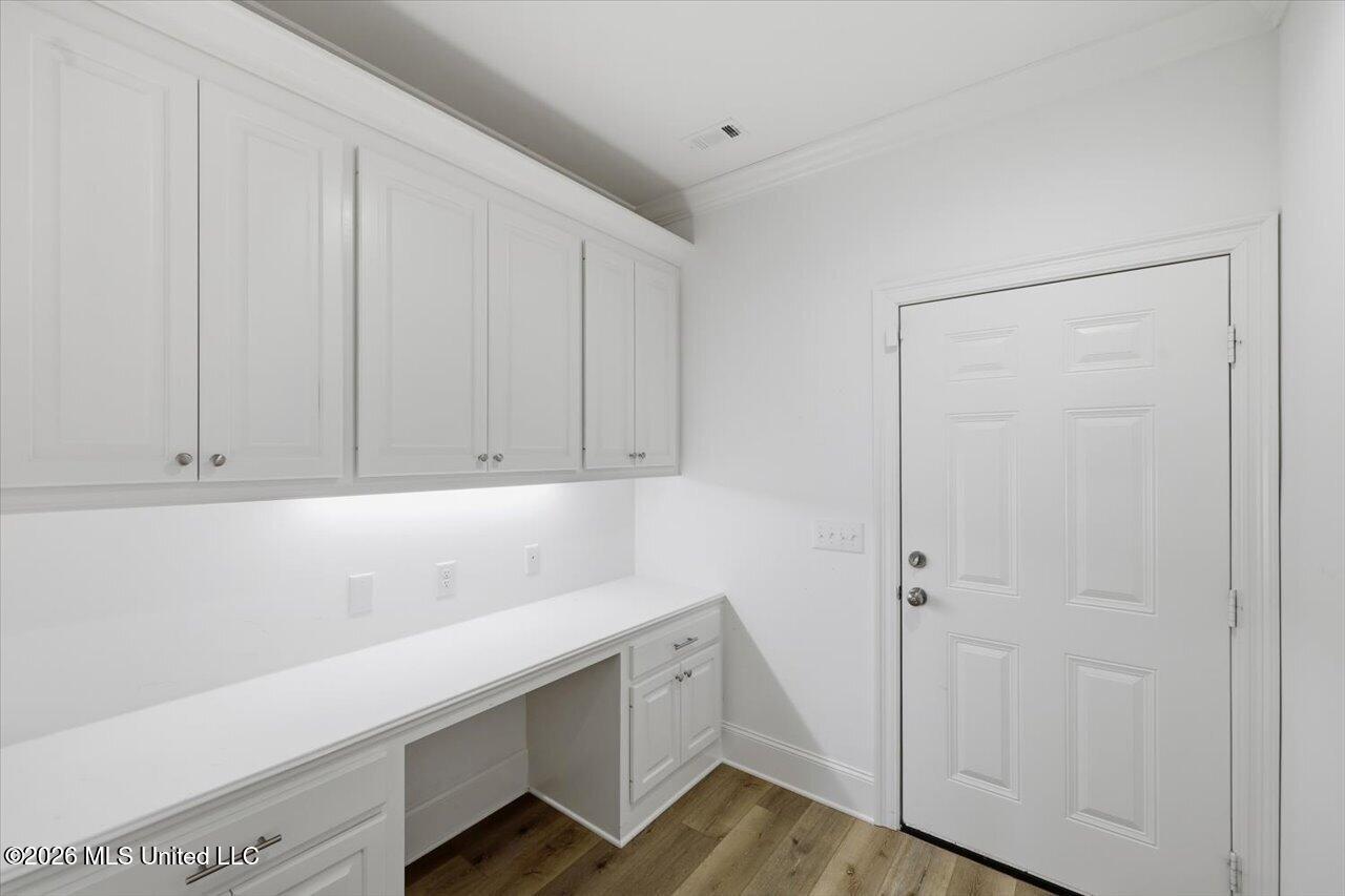 615 Crossvine Ridge