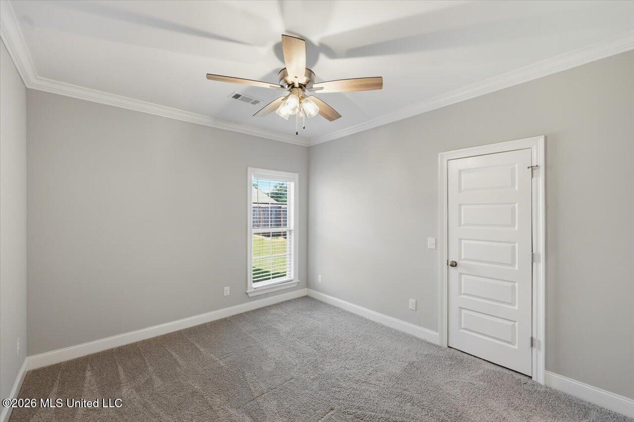 615 Crossvine Ridge