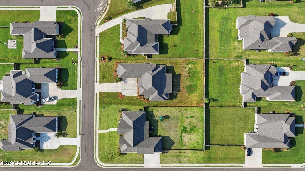 615 Crossvine Ridge