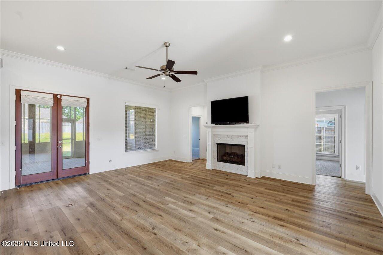 615 Crossvine Ridge