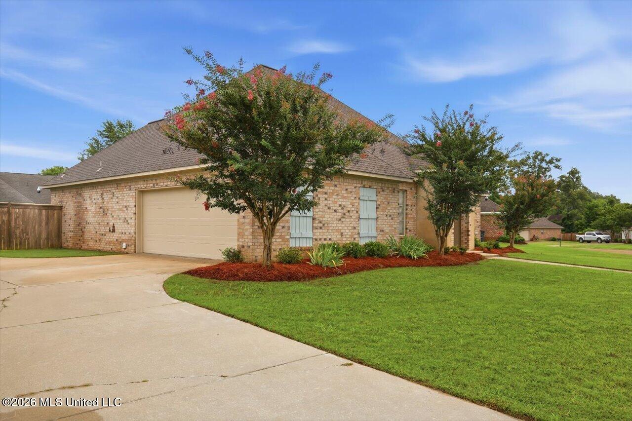 116 Bridge Walk Drive