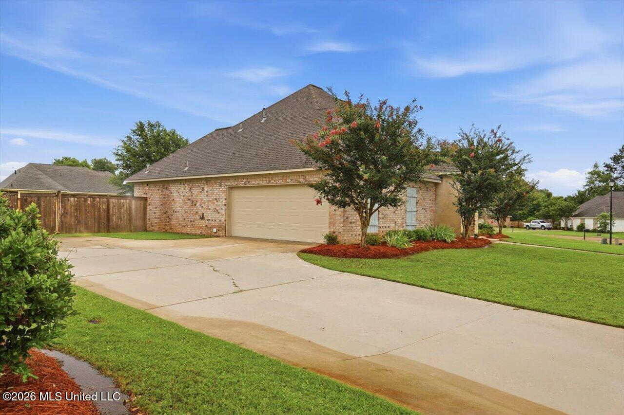 116 Bridge Walk Drive