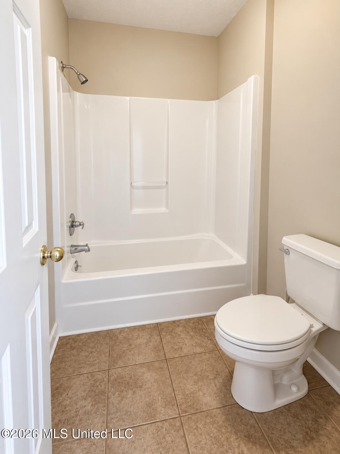 6 Foxcroft Court